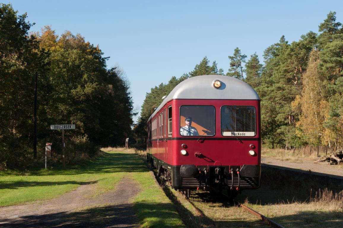 Machen Sie einen Ausflug mit der Bleckeder Kleinbahn an die Elbe