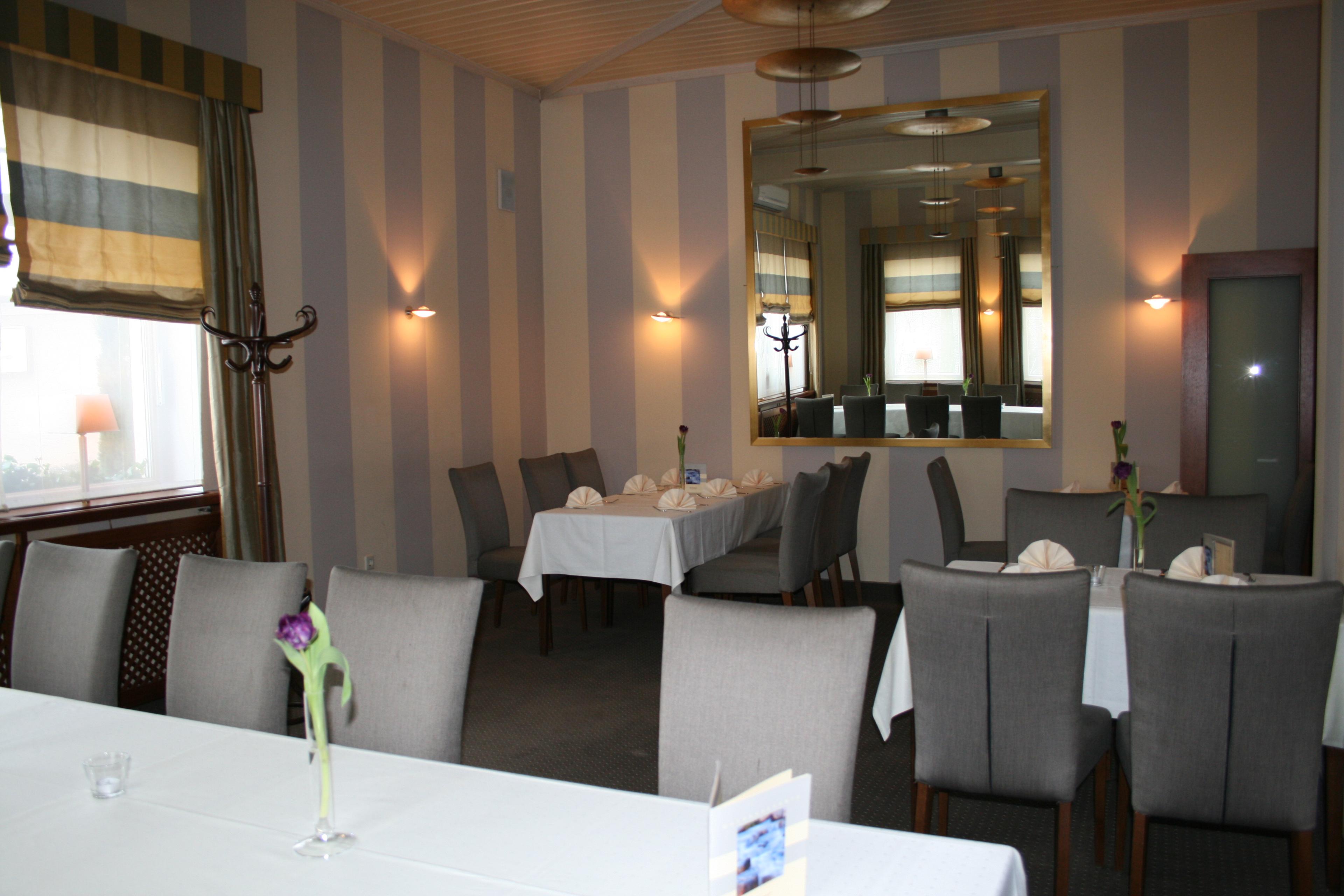 Restaurant Clubzimmer Buskes Hotel Steinförde