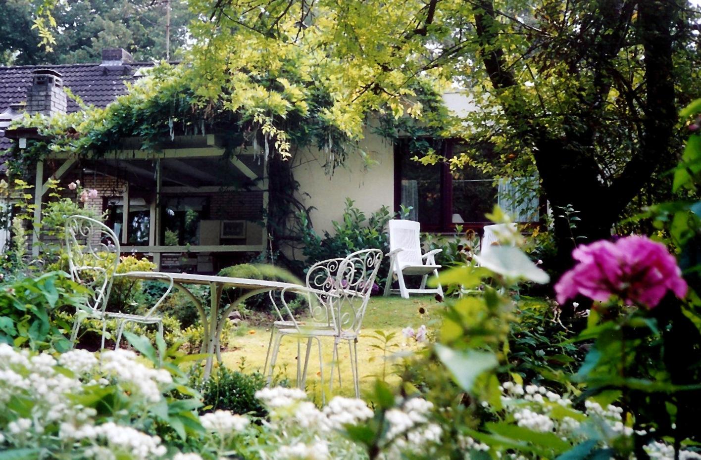 Garten Gästehaus Voss im Schloßgarten