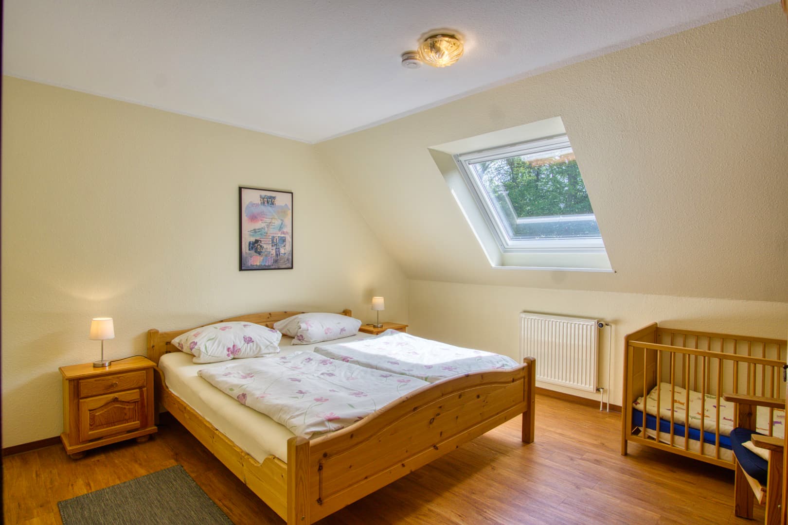 Schlafzimmer Ferienwohnung oben Lindenhof