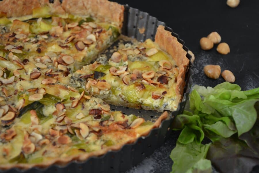 Buchweizen-Quiche mit Lauch und Käse