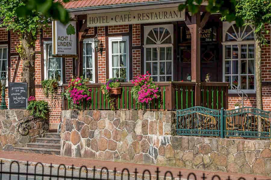 Hotel Acht Linden Hoteleingang