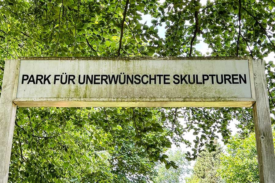 Park für unerwünschte Skulpturen