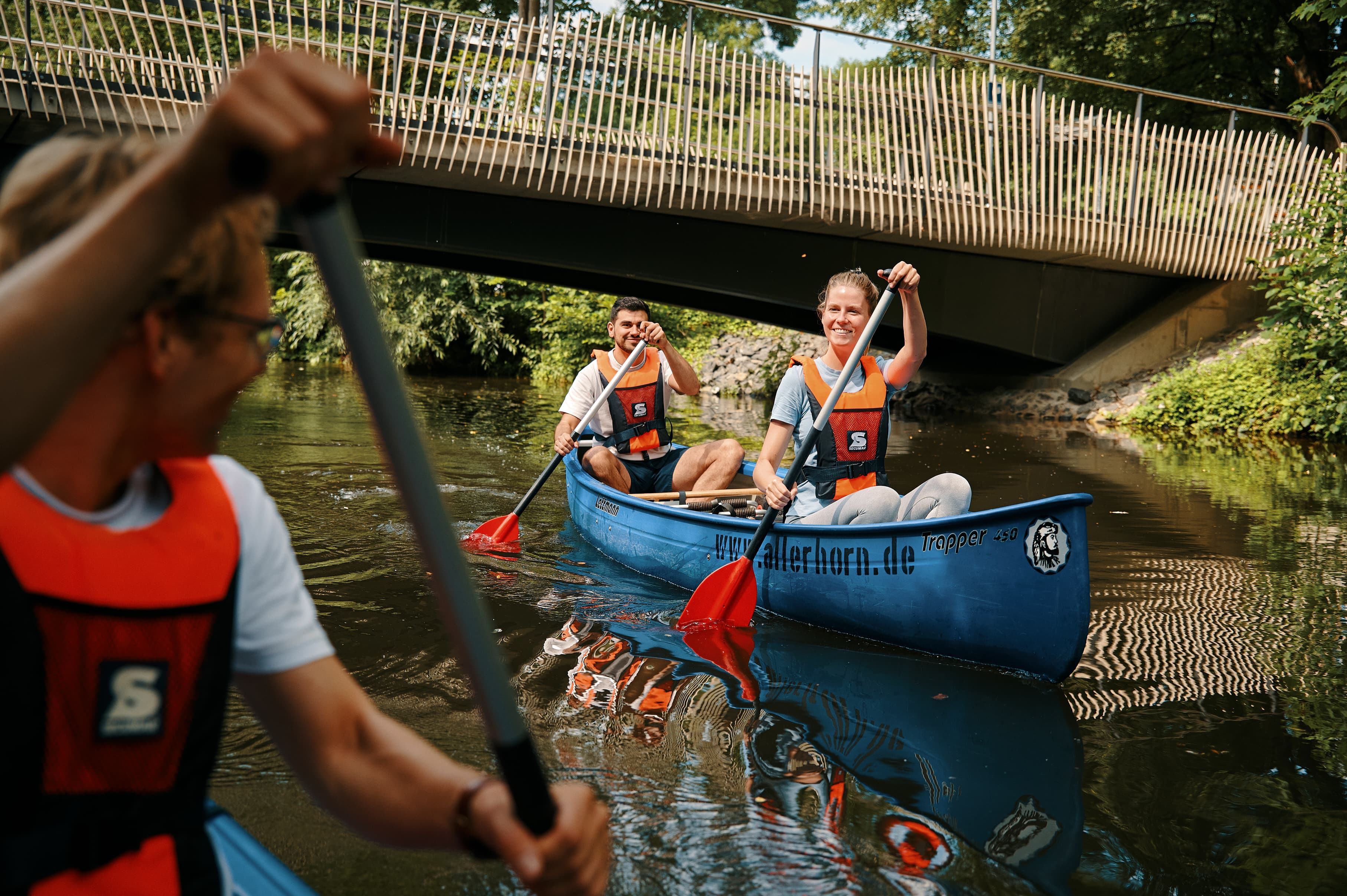 Fidlock 2021 zwei Boote und Brücke.jpg