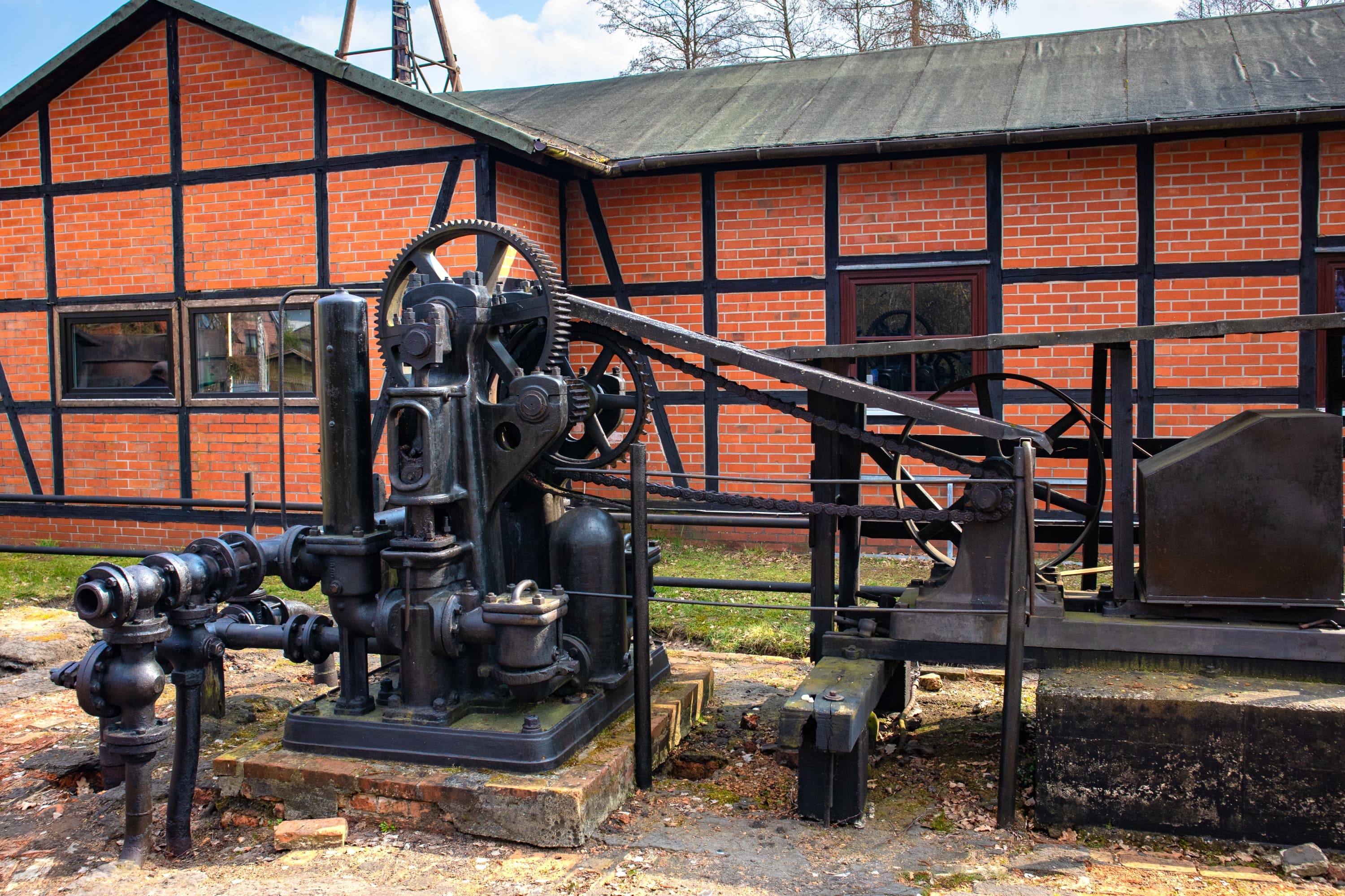 Außengelände des Deutschen Erdölmuseums