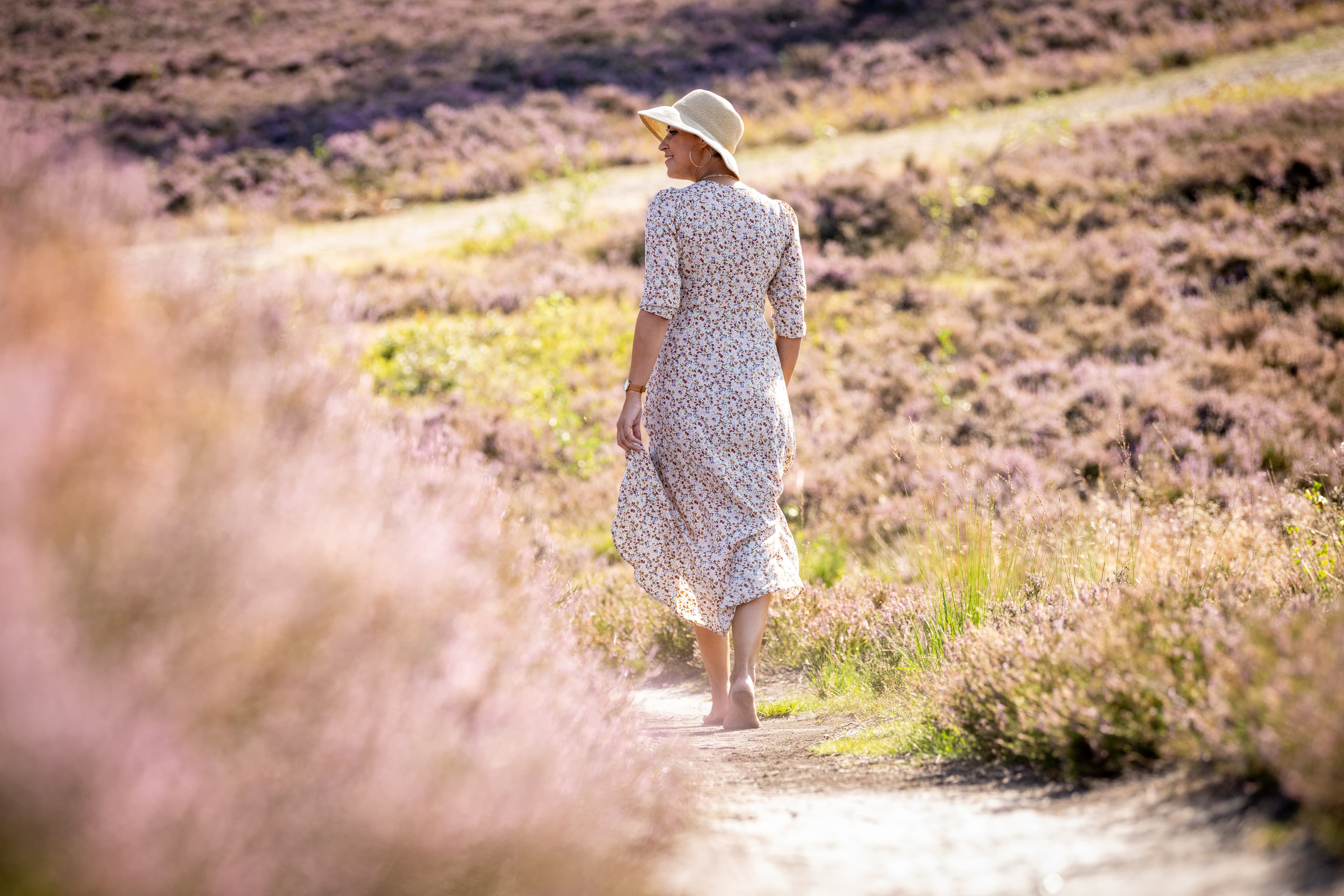 Barfusswandern in der Heide: Naturerlebnis pur