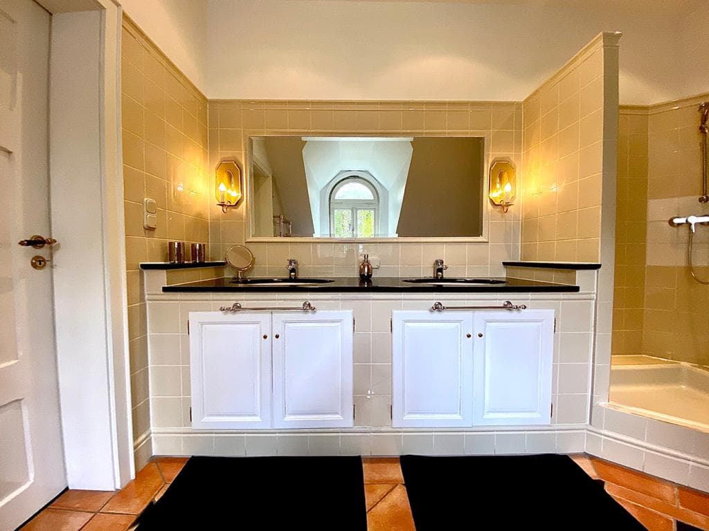 Badezimmer in dem Herrenhaus in Suderburg