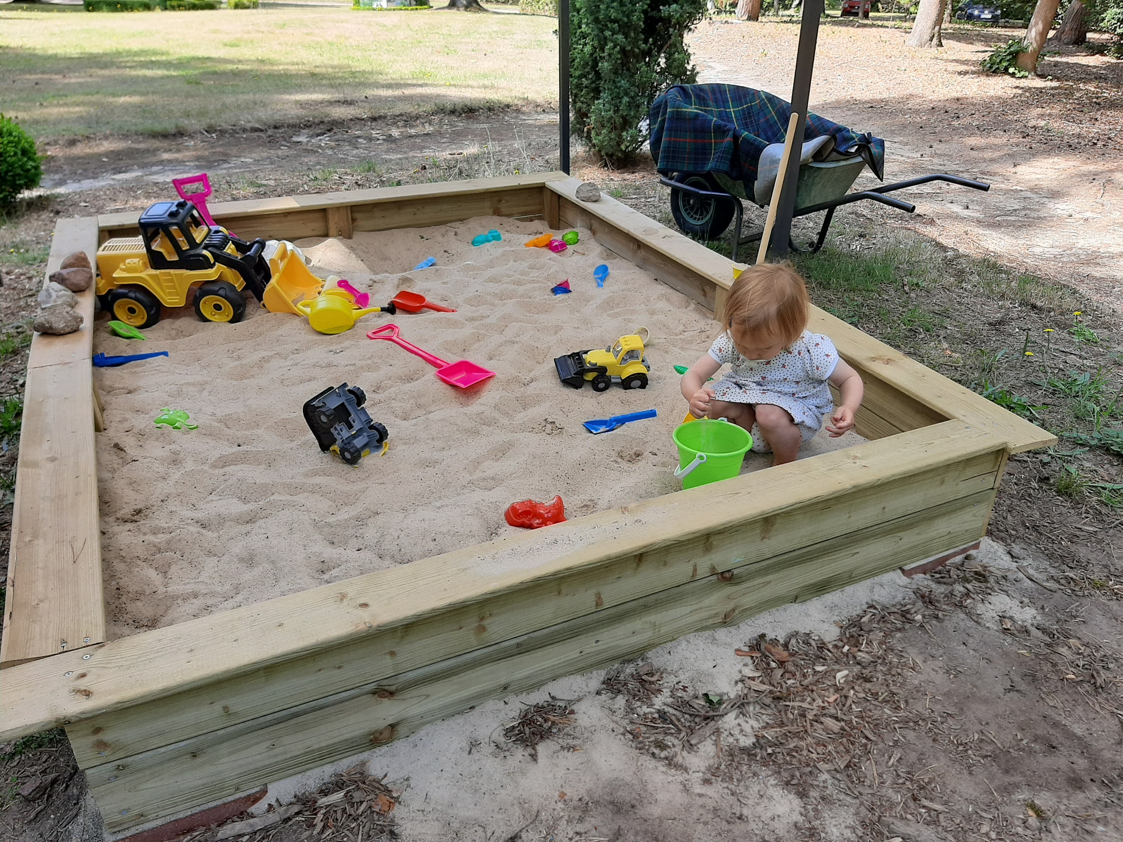 Sandkasten am Herrenhaus in Suderburg