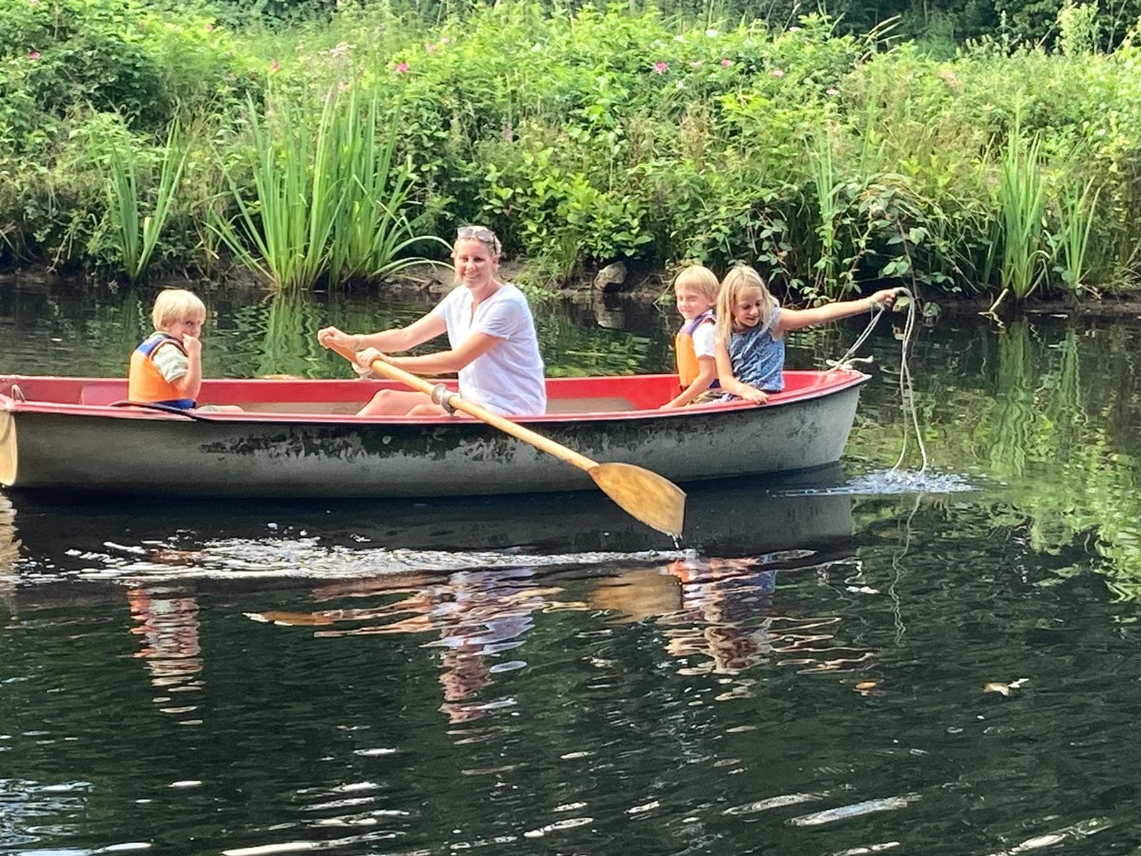 Boot auf dem See des Herrenhaus in Suderburg