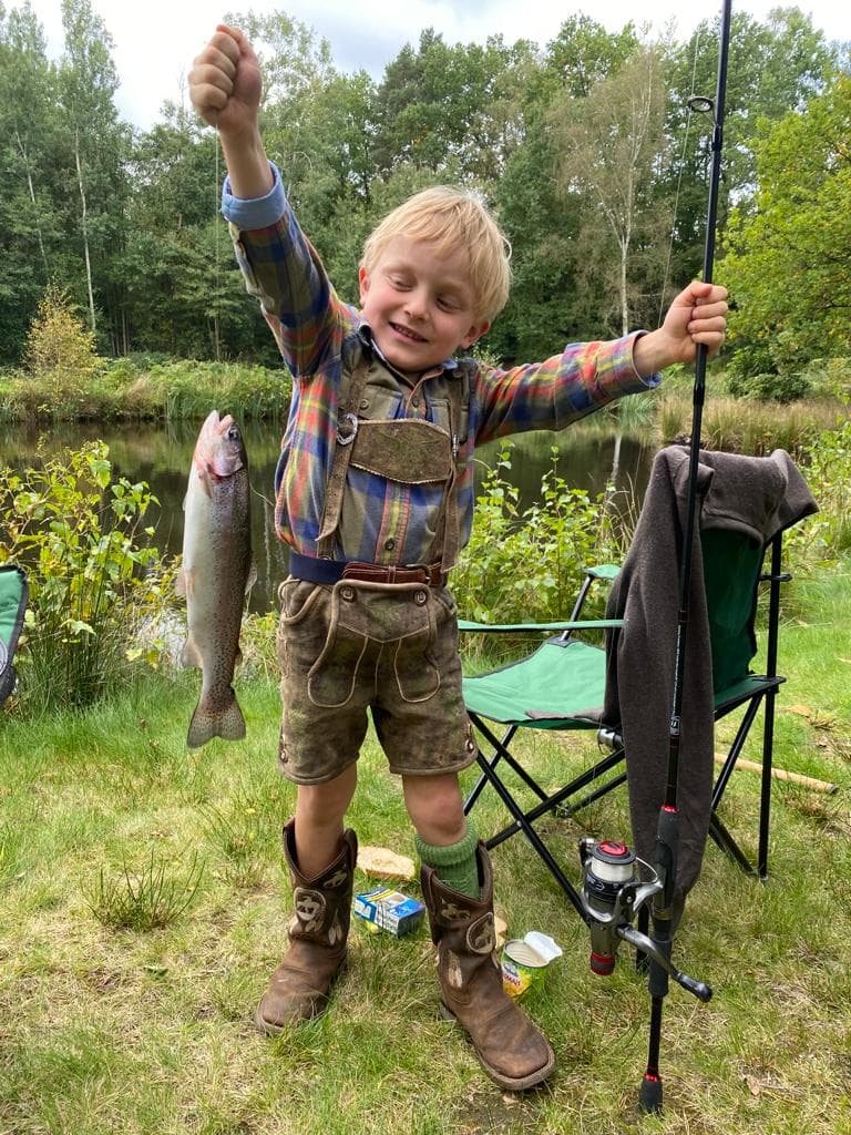 Angeln bei dem Herrenhaus in Suderburg