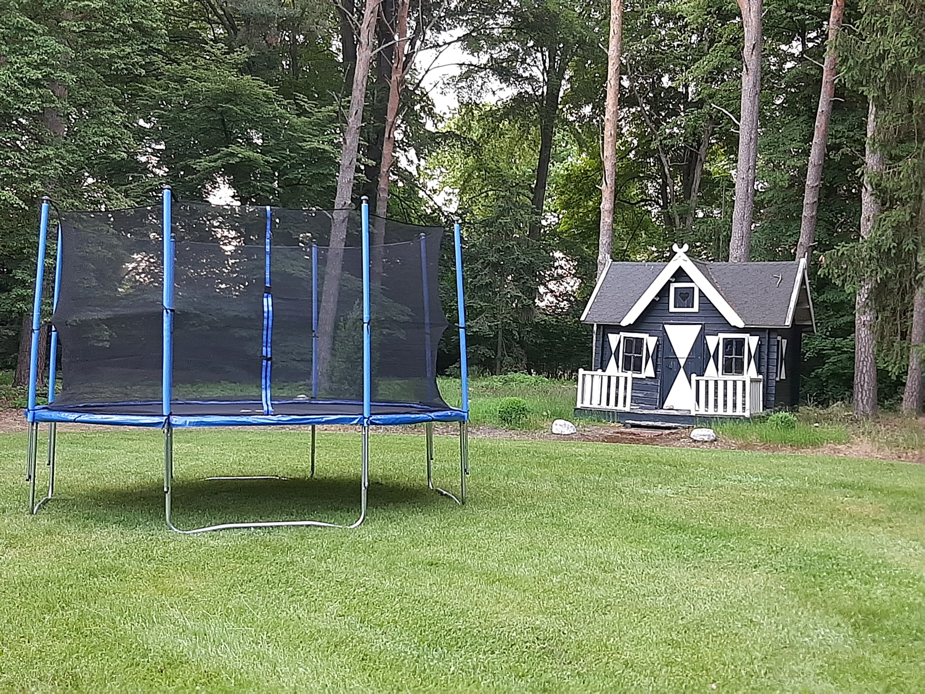 Trampolin des Herrenhaus in Suderburg