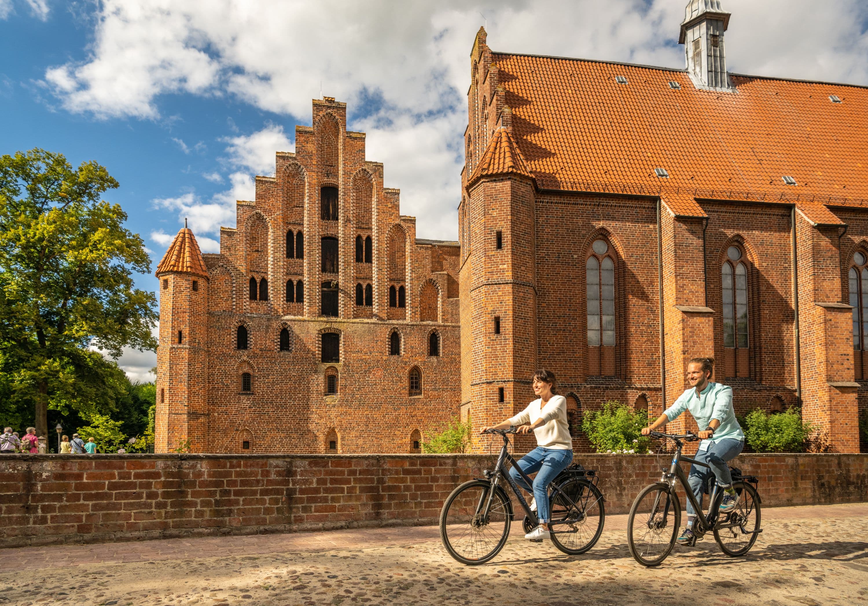 Fahrradfahren am Kloster Wienhausen