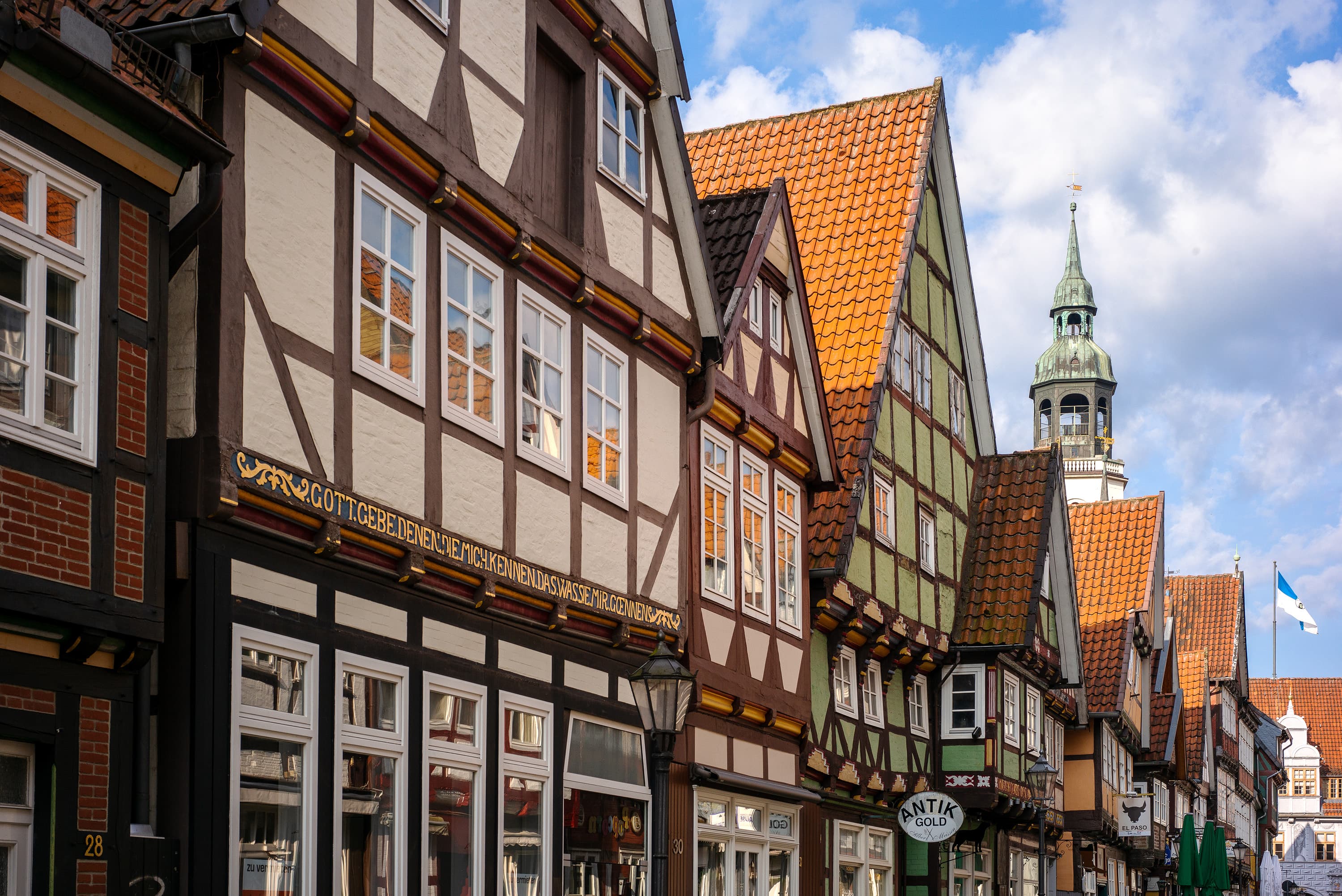 Die Celler Altstadt mit den bunten Fachwerkgiebeln