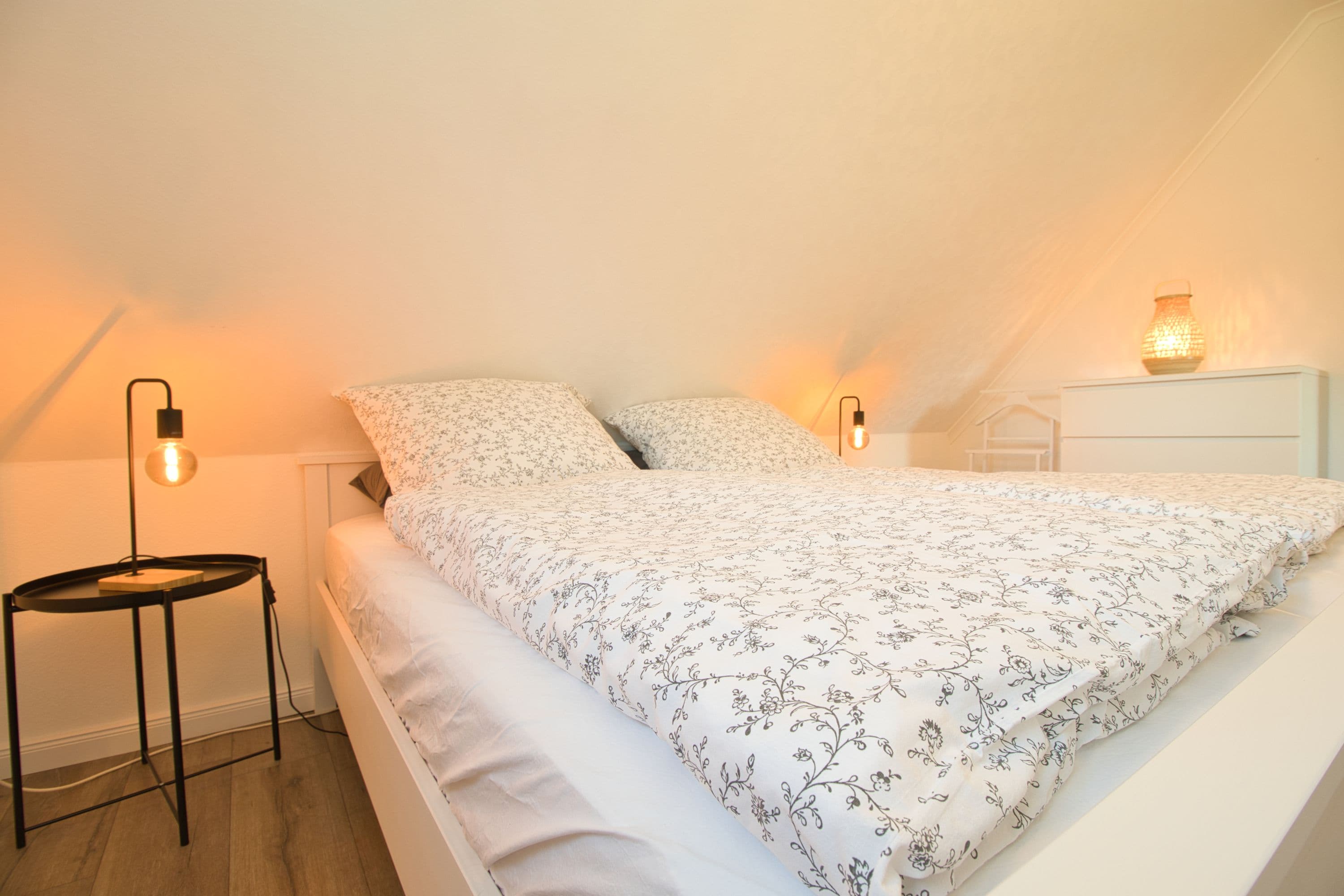 Schlafzimmer in der Ferienwohnung TraumZeit Müden Örtze