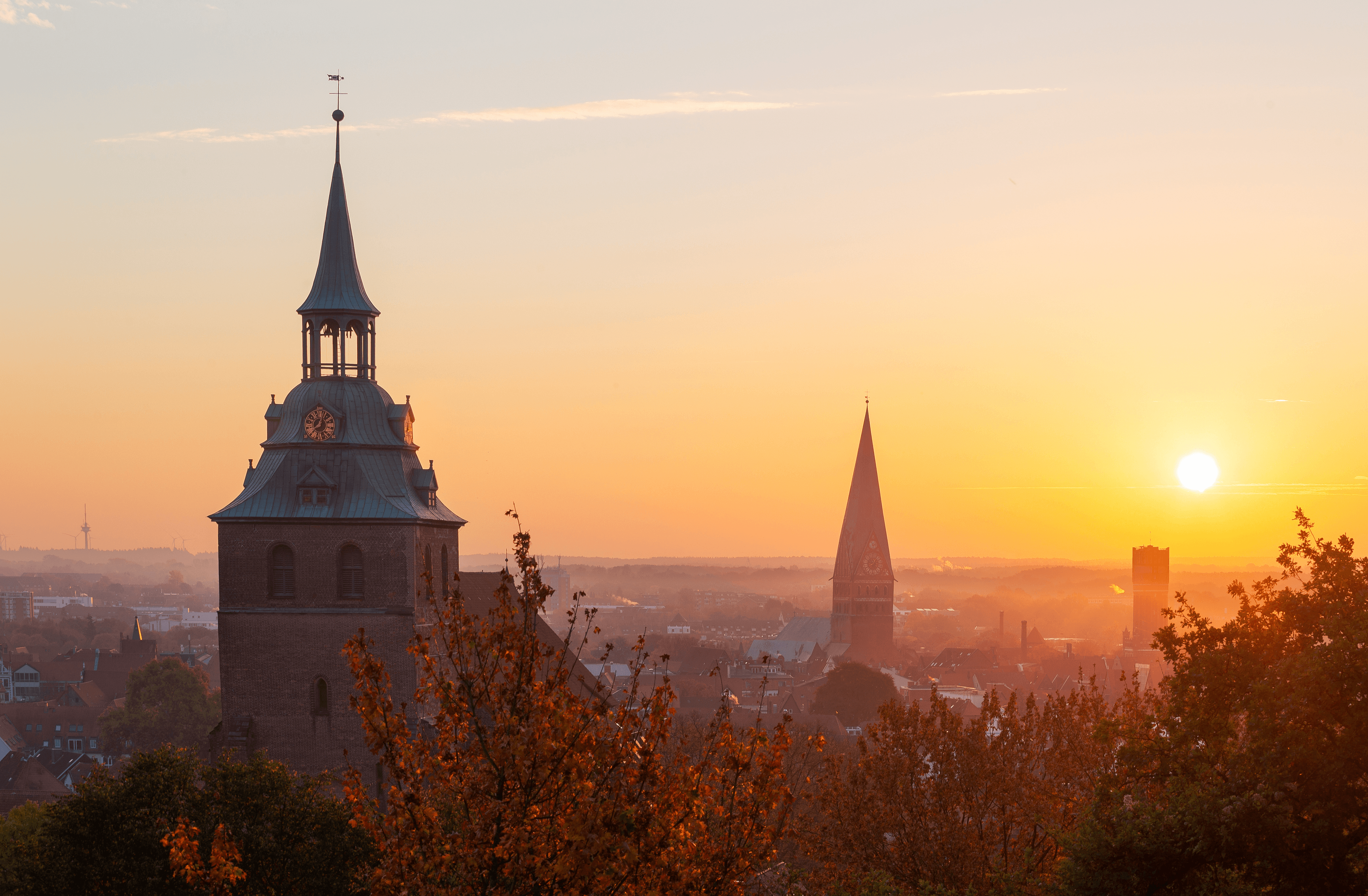 Ein tolles Erlebnis sind die Sonnenuntergänge vom Kalkberg Lüneburg