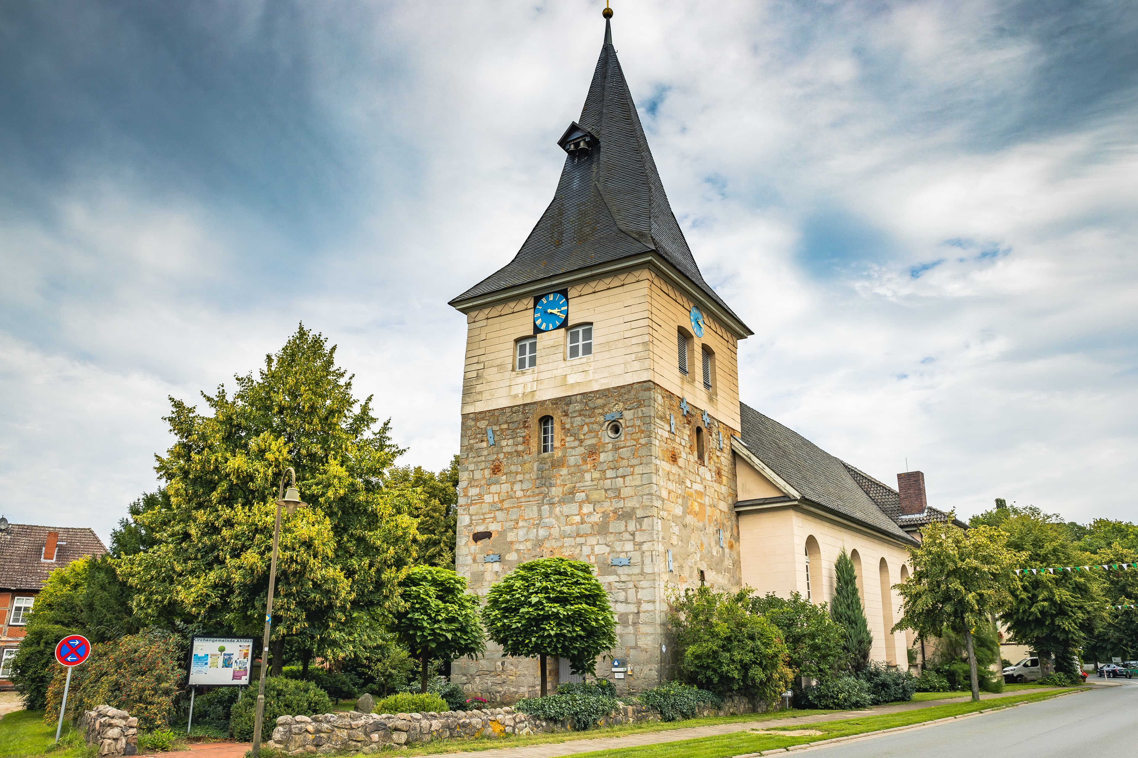 Ahlden Kirche