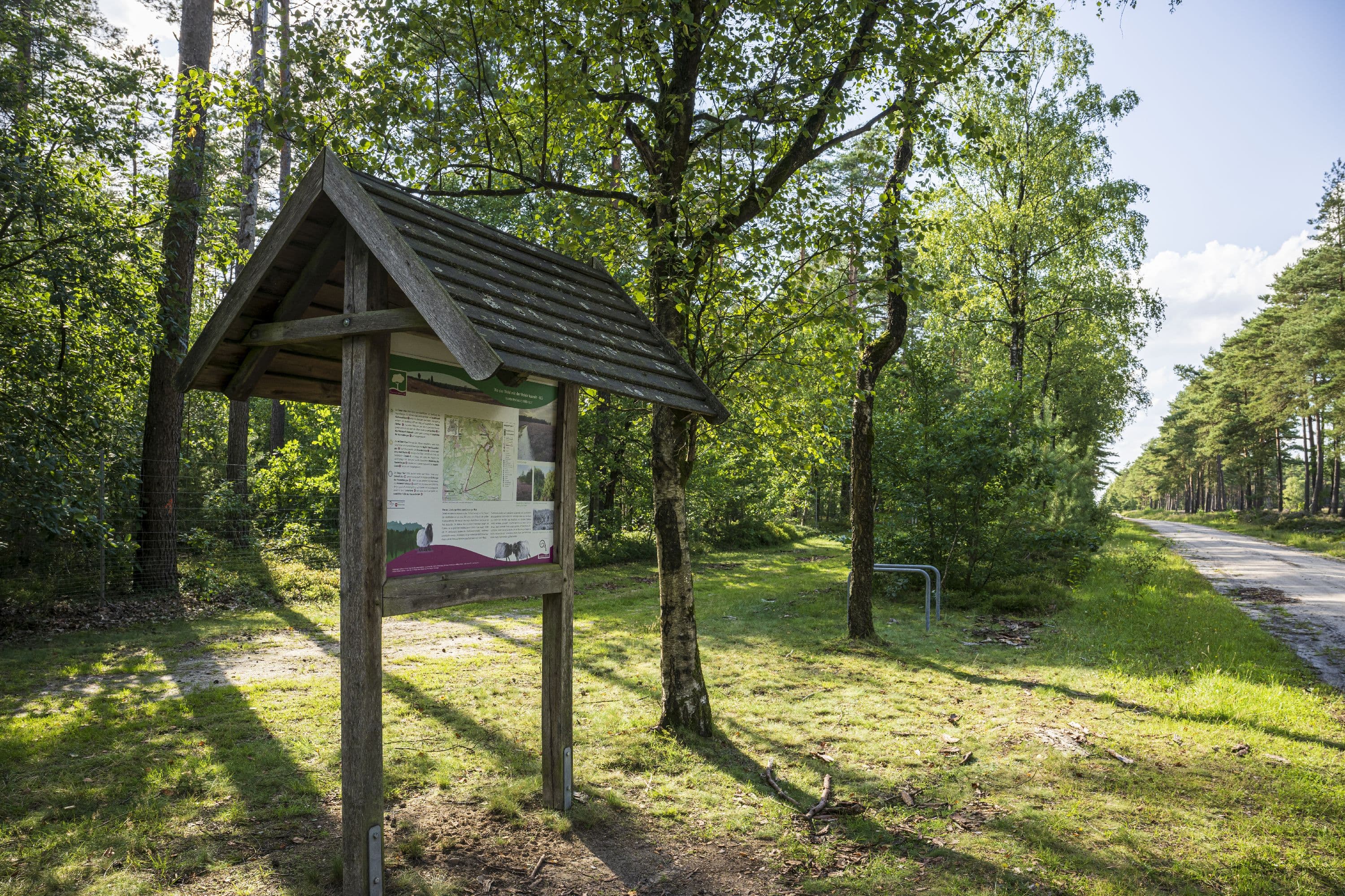 Informationstafel am Wanderweg