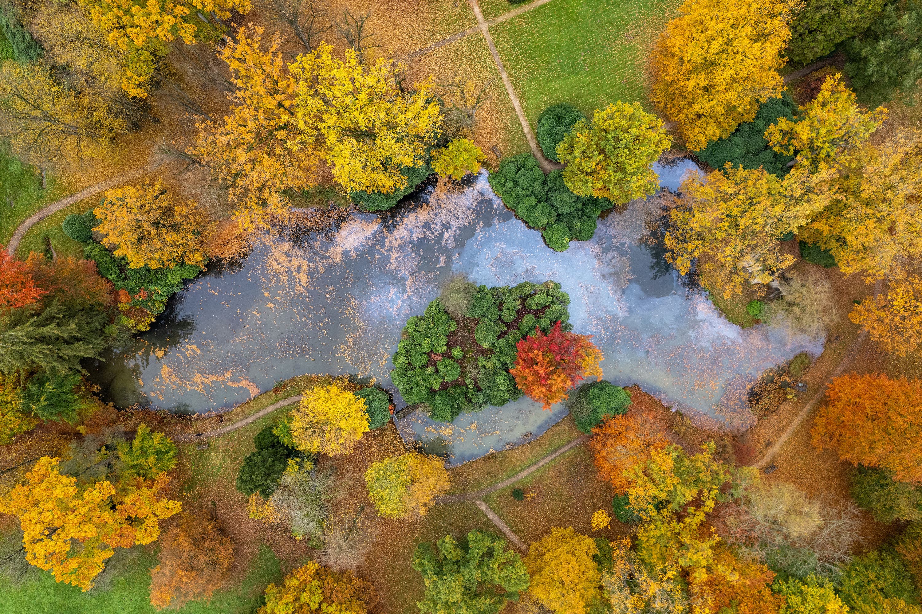 Der Breidings Garten im bunten Herbstgewand