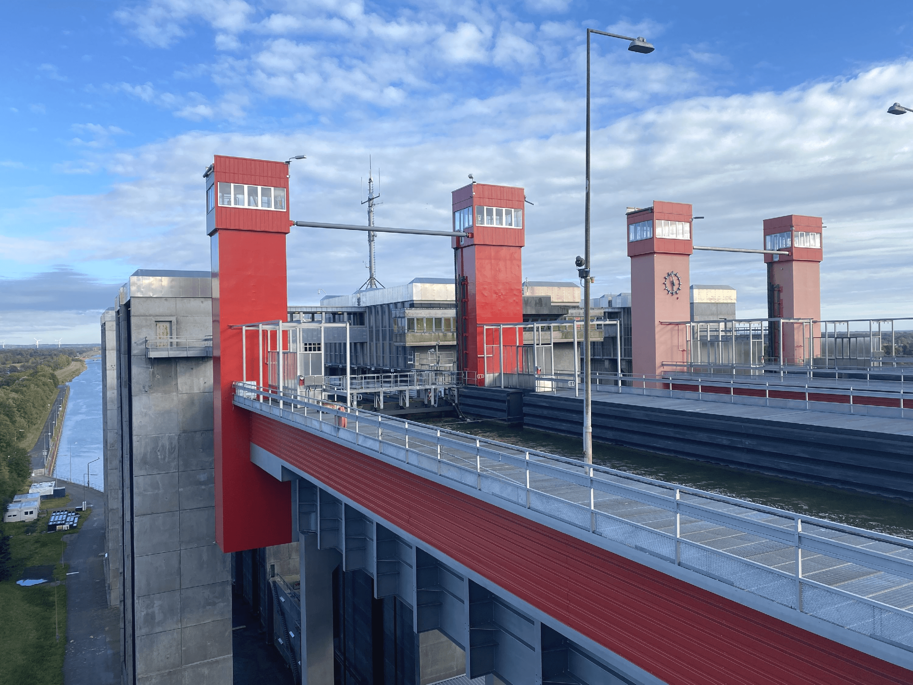 Blick auf das Schiffshebewerk Scharnebeck