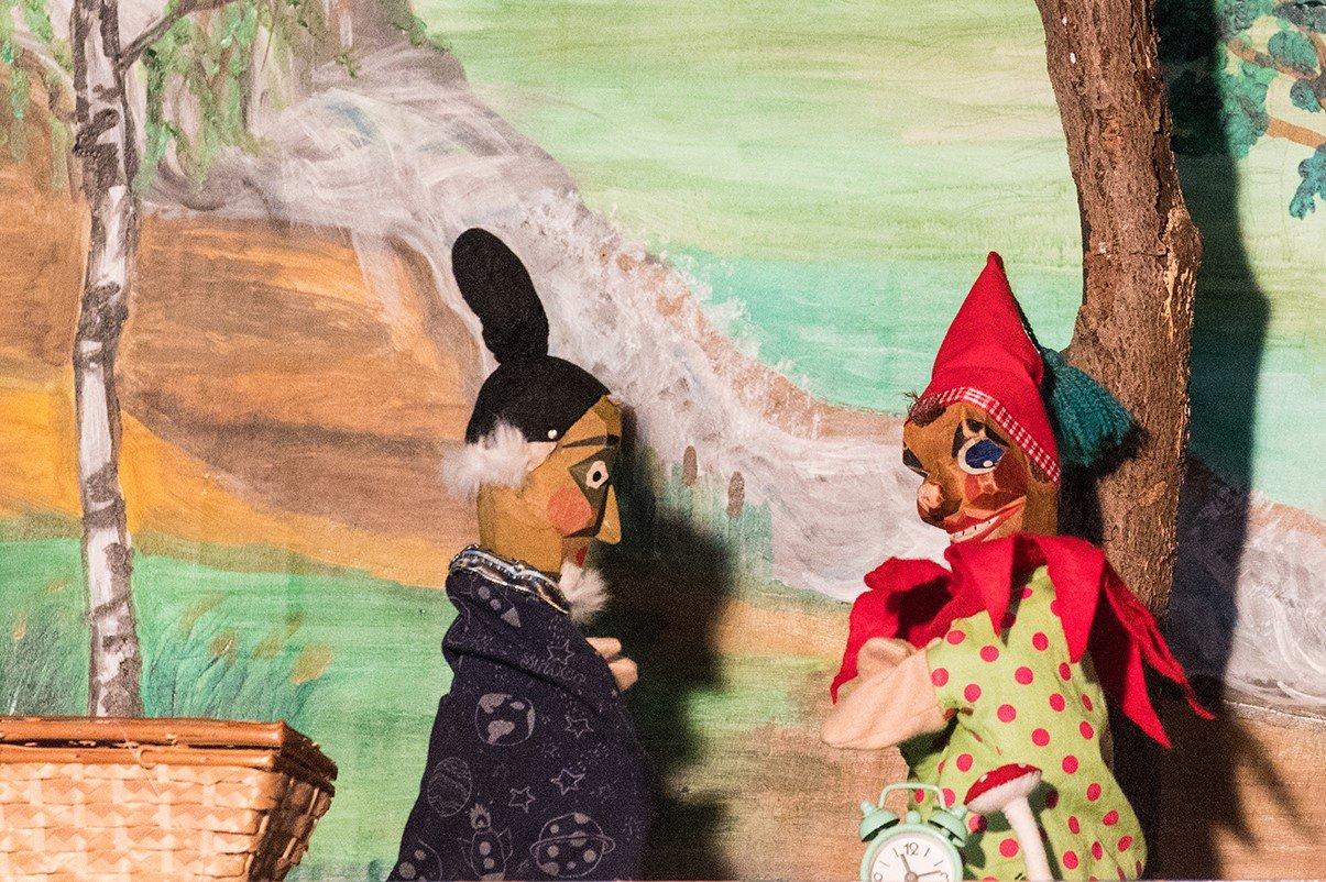 Bruckis Puppentheater: Zauberer Zakolatis und die Gefahr aus dem Ei