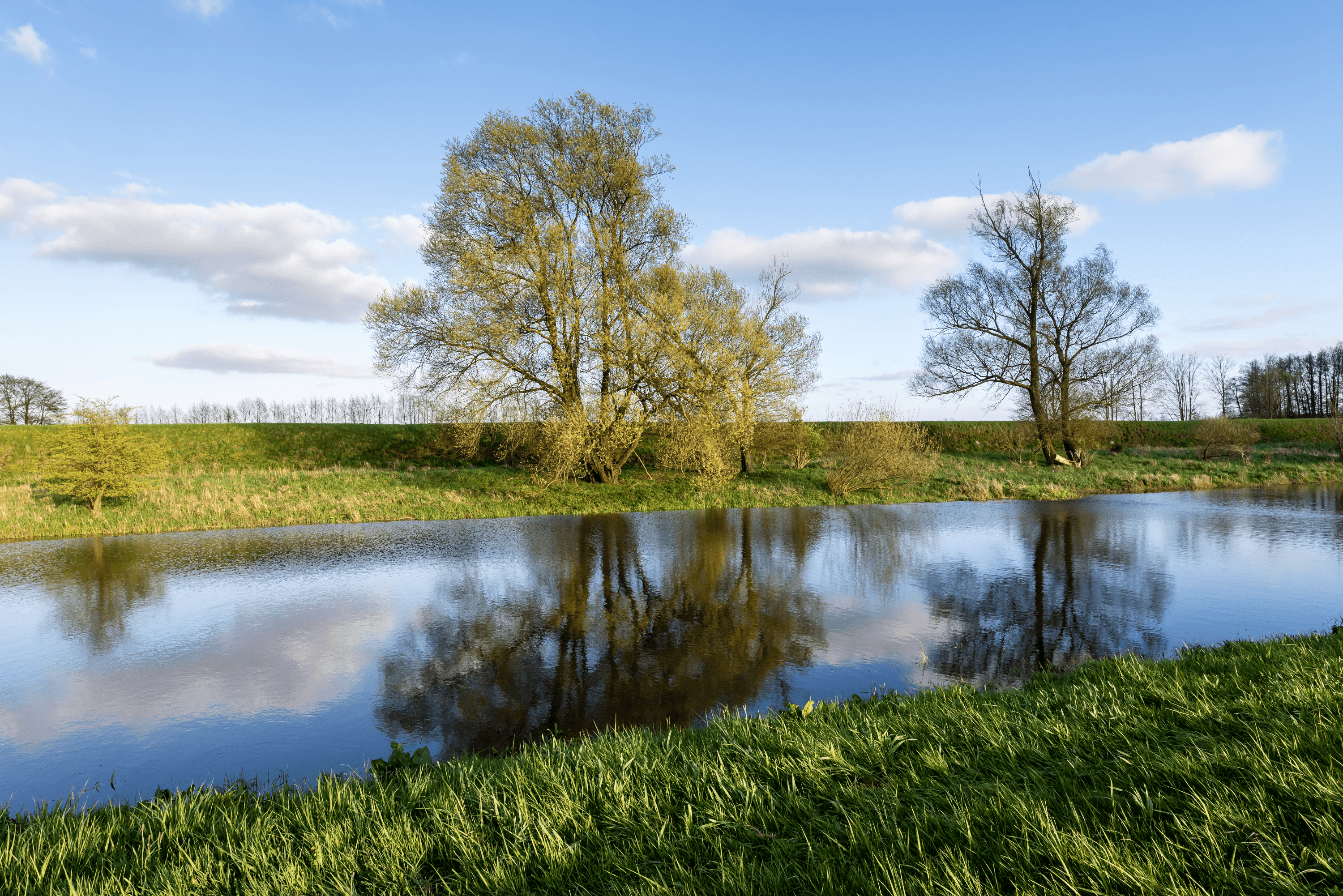 Der Fluss Seeve fliesst durch Seevetal im Süden Hamburgs