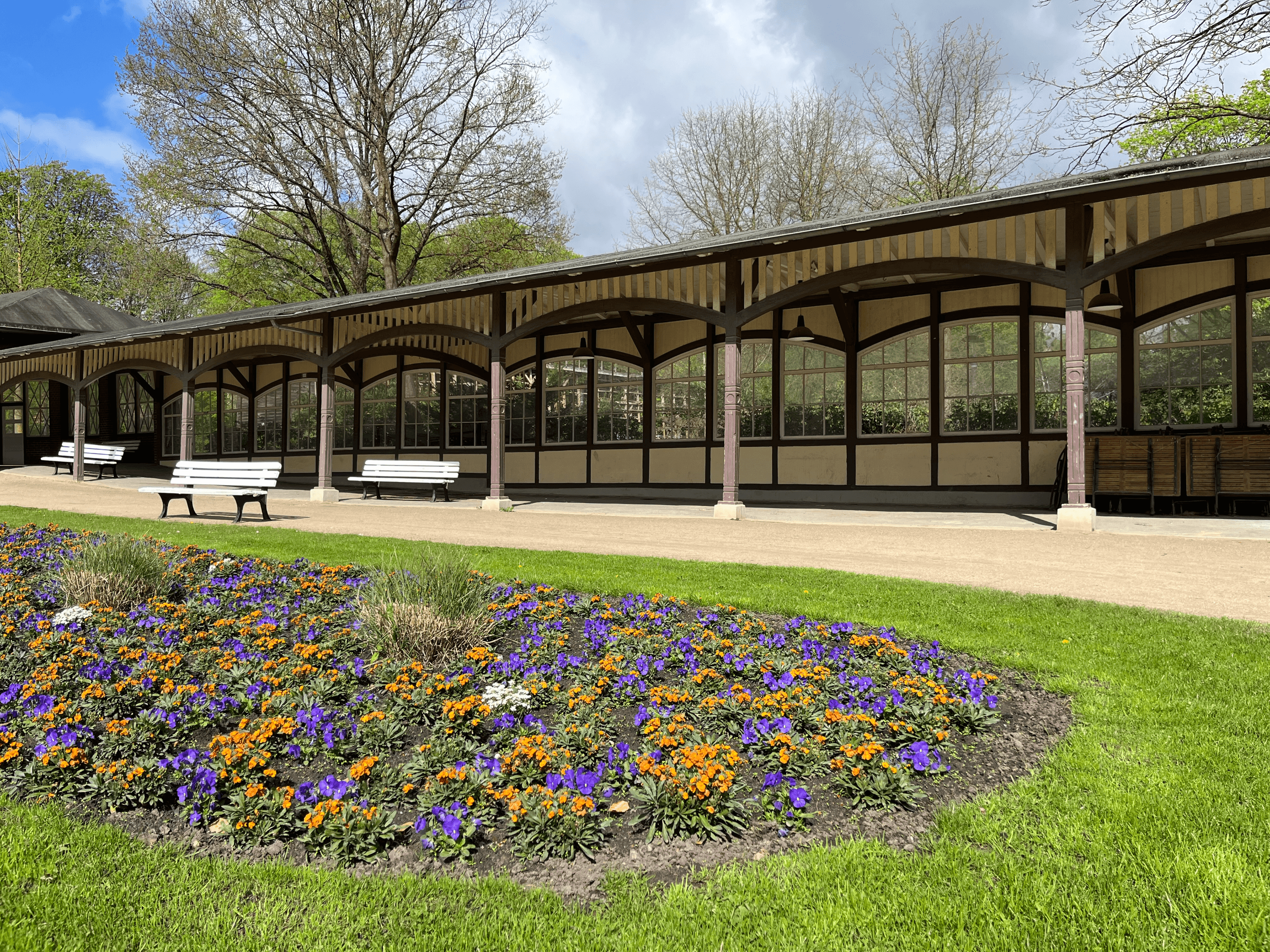 Wandelhalle im Kurpark Lüneburg