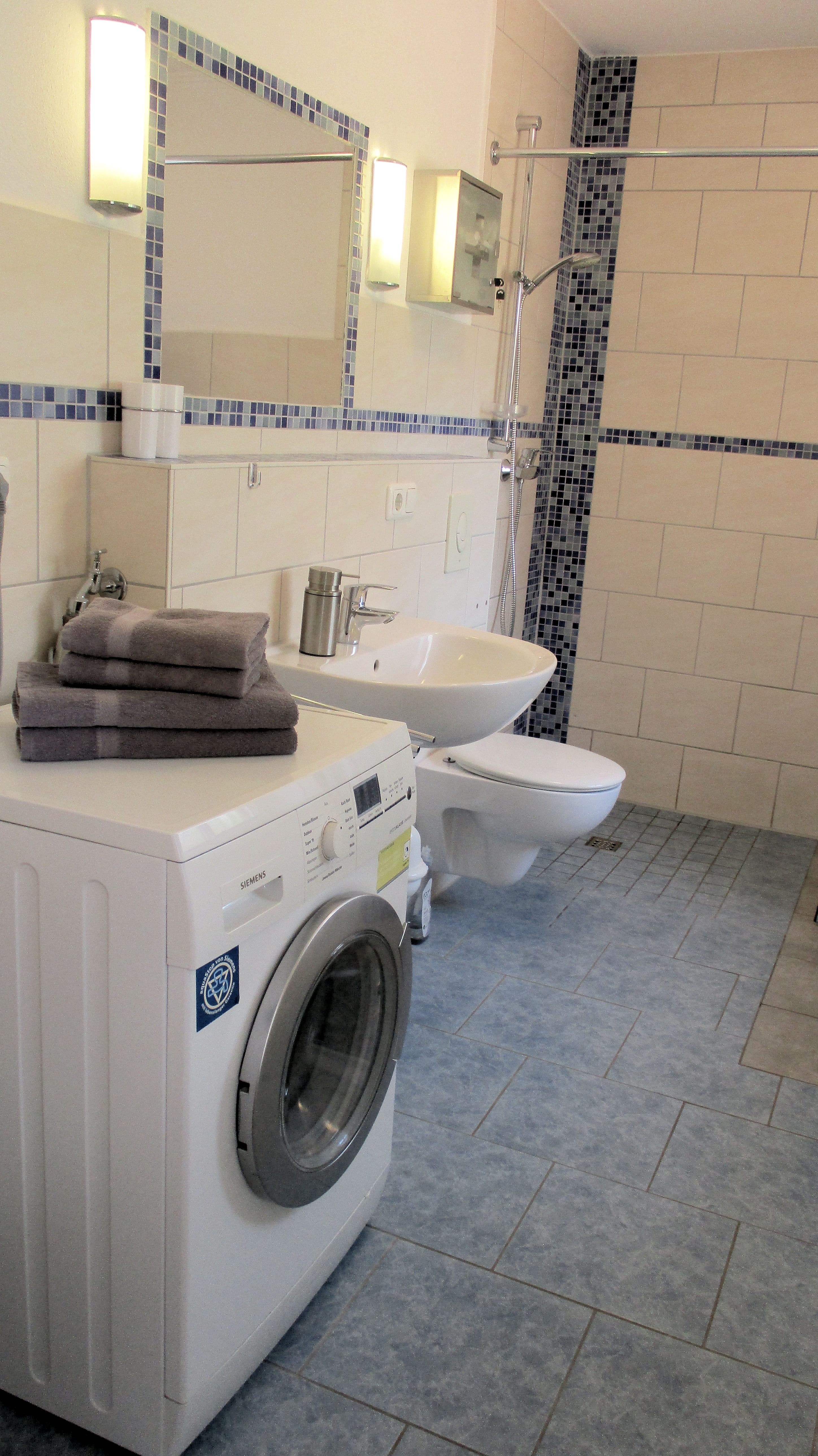 Badezimmer in der Ferienwohnung 3 auf dem Schröderhof Unterlüß