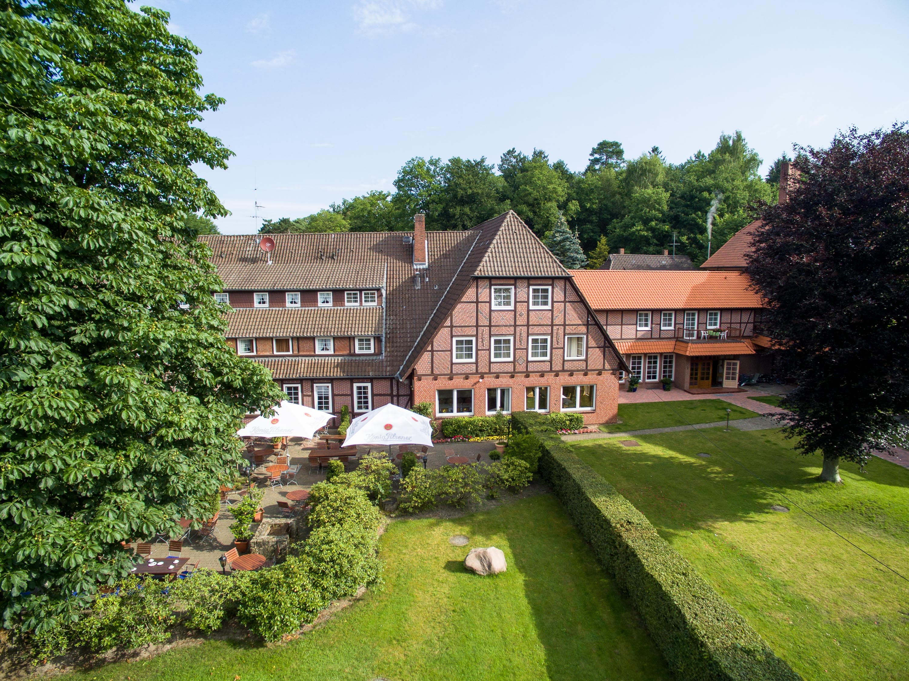 Hofseite Hotel Hof Sudermühlen