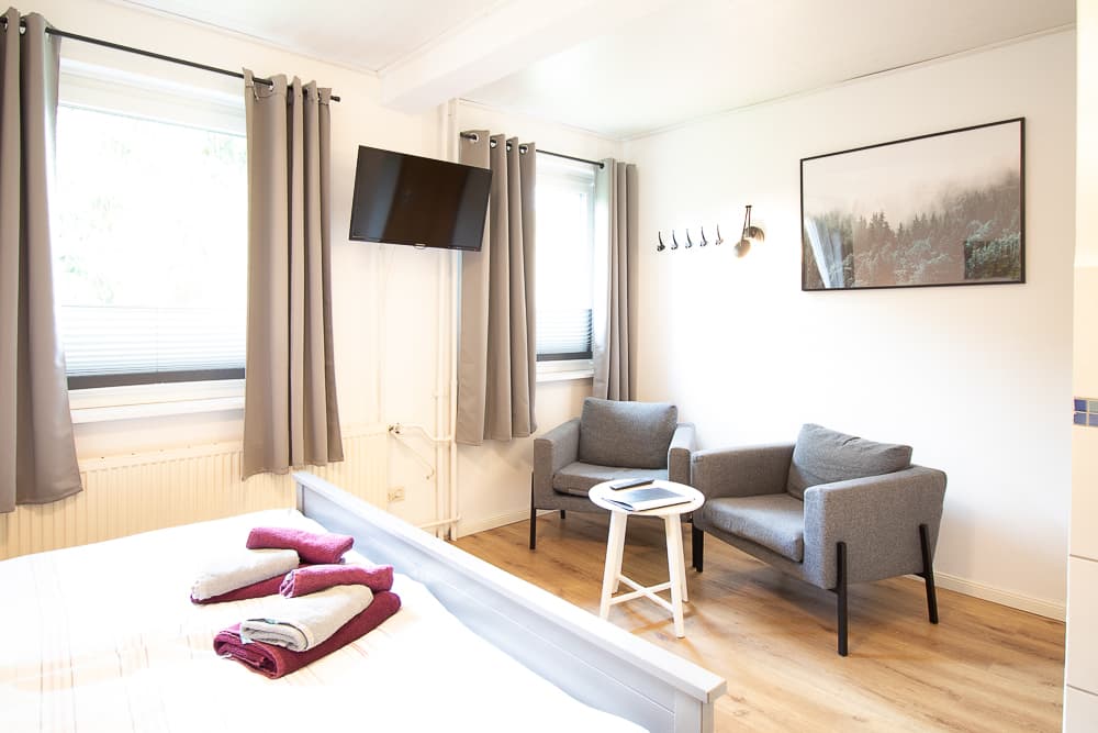 Sitzecke im Doppelzimmer Pension Auetal Egestorf