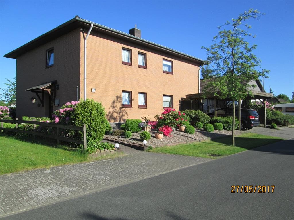 Ferienwohnung Regina Munster Gartenansicht