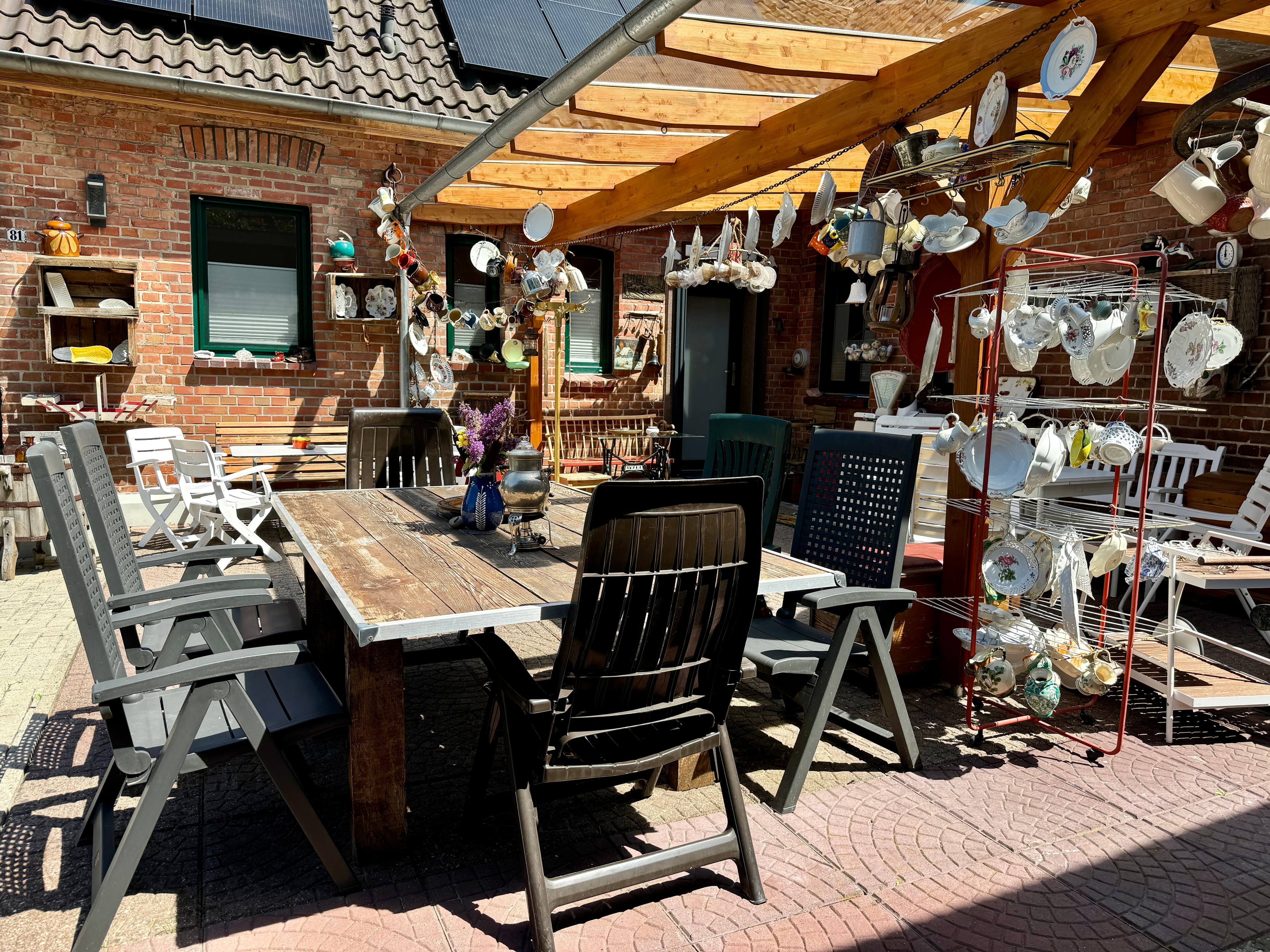 Terrasse Antik Cafe Schulstraße Müden