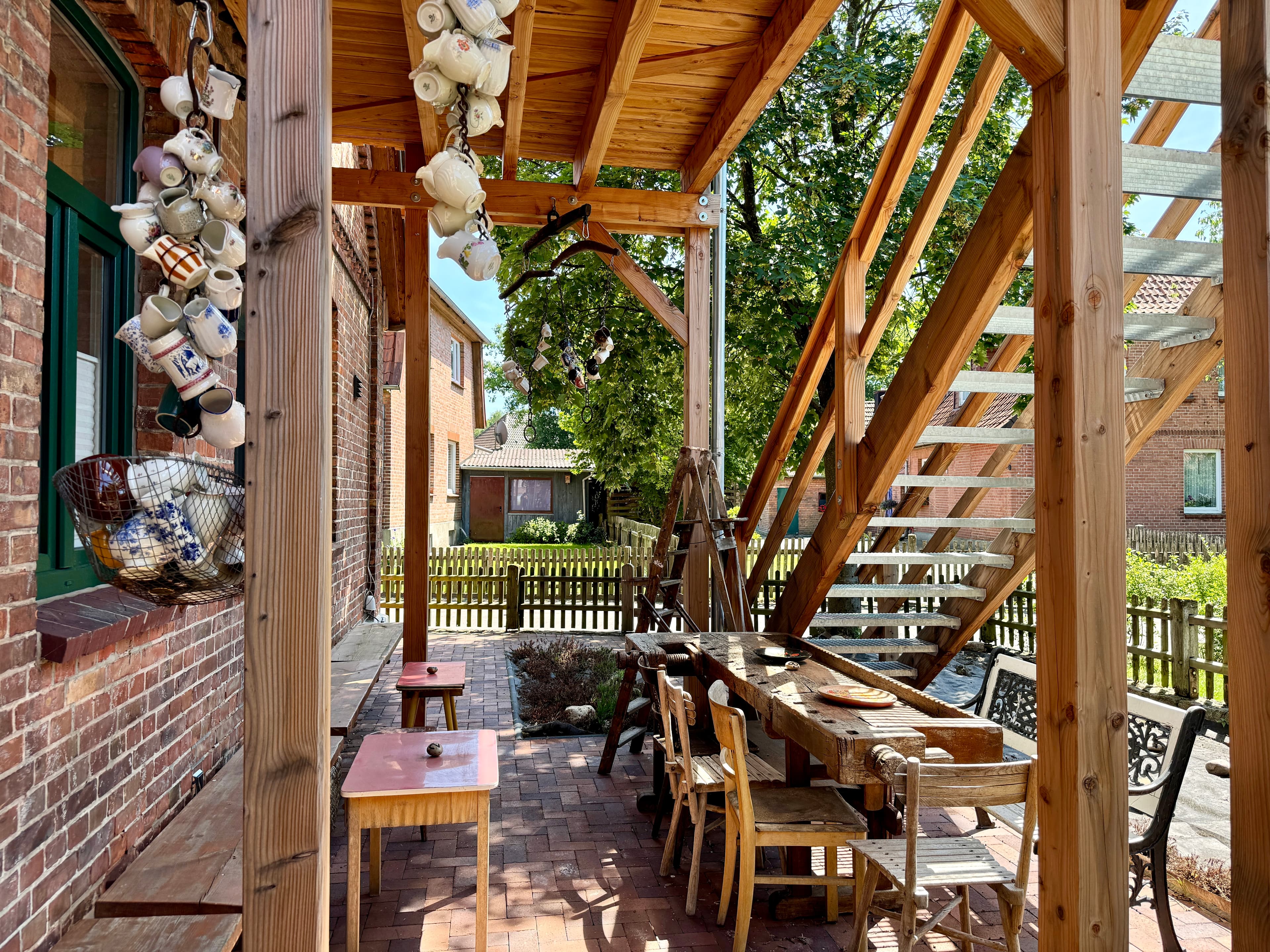 Sitzbereich beim Antik Cafe in Müden Örtze