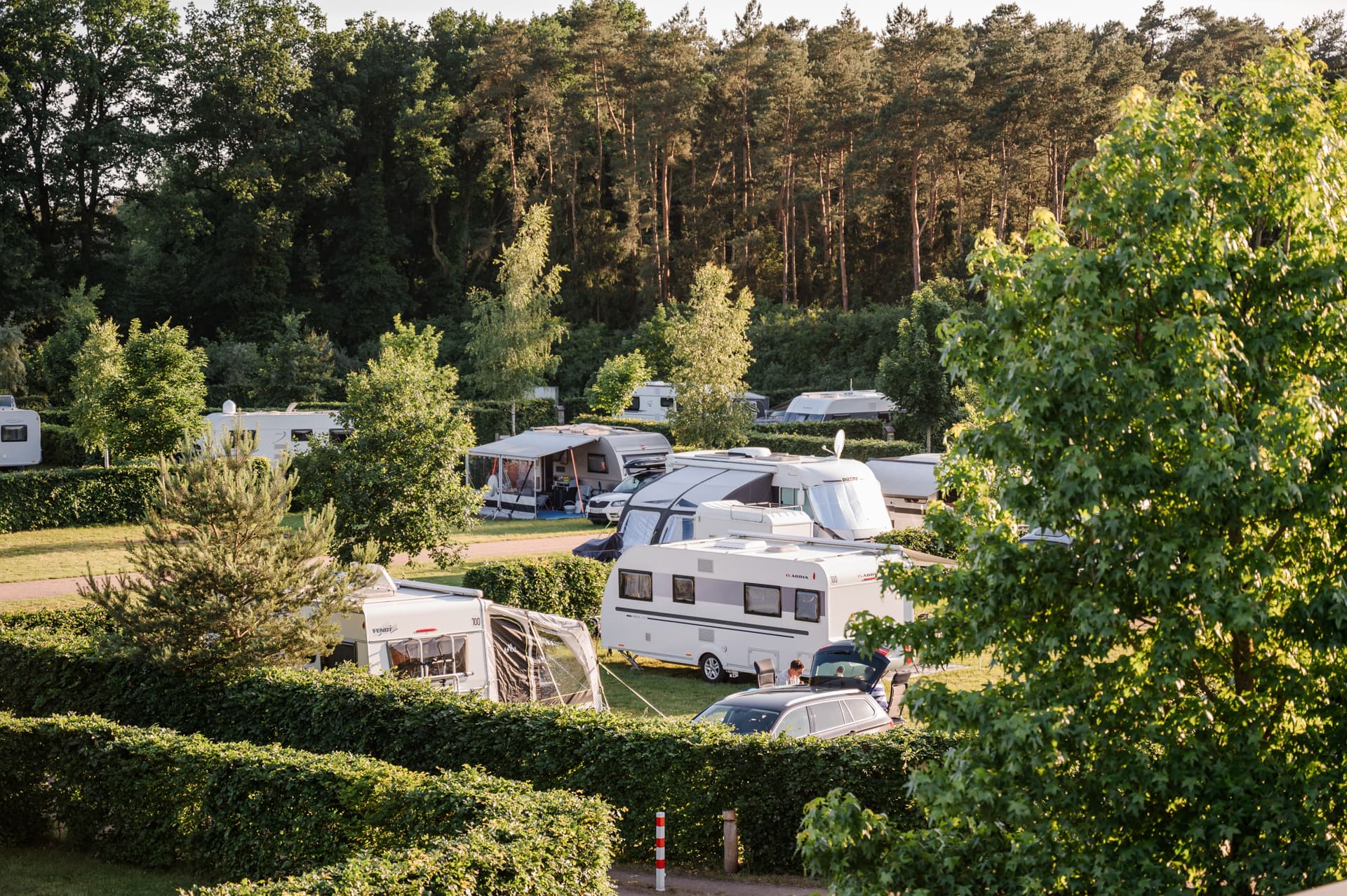 Blick auf Stellplätze von oben, Campingpark Südheide