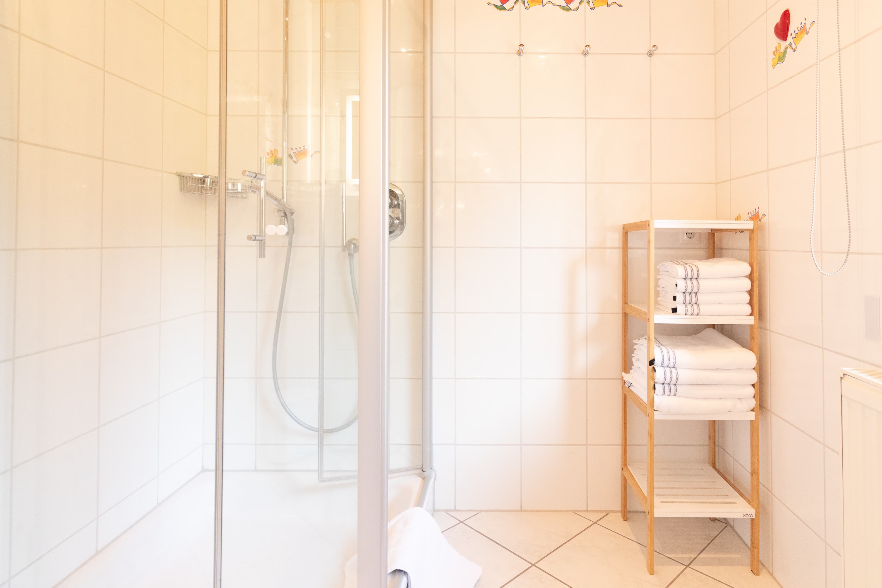 Badezimmer mit Dusche