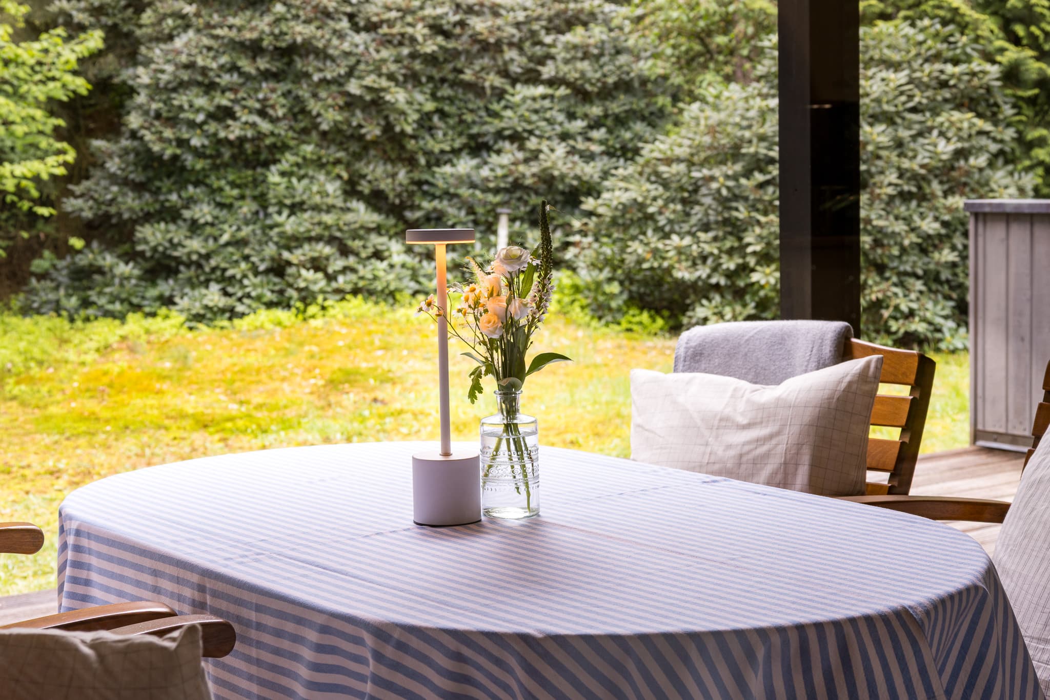 Ferienhaus Trä Hus Terrasse