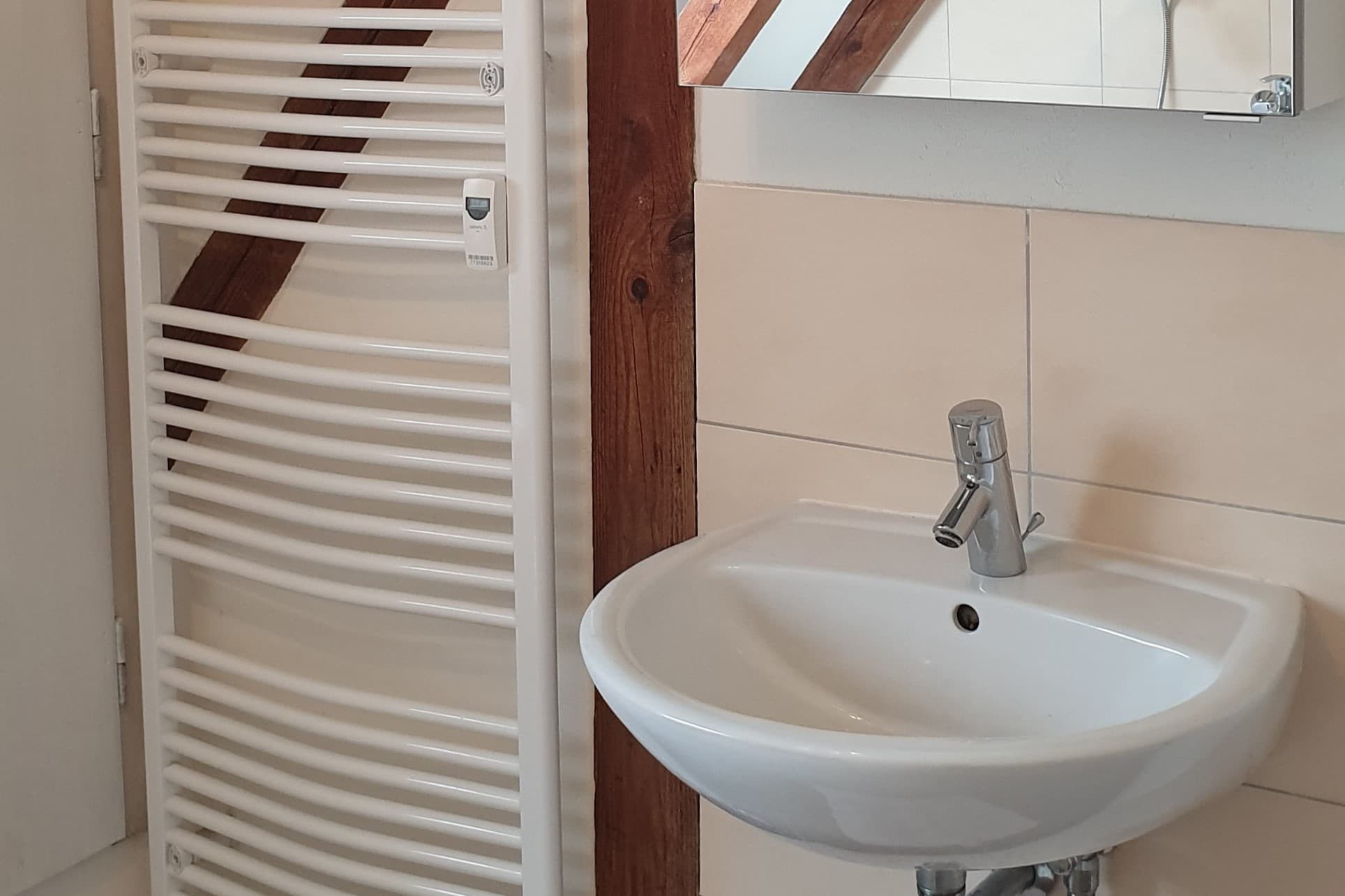 Badezimmer in der Ferienwohnung Otto Haesler in Hermannsburg