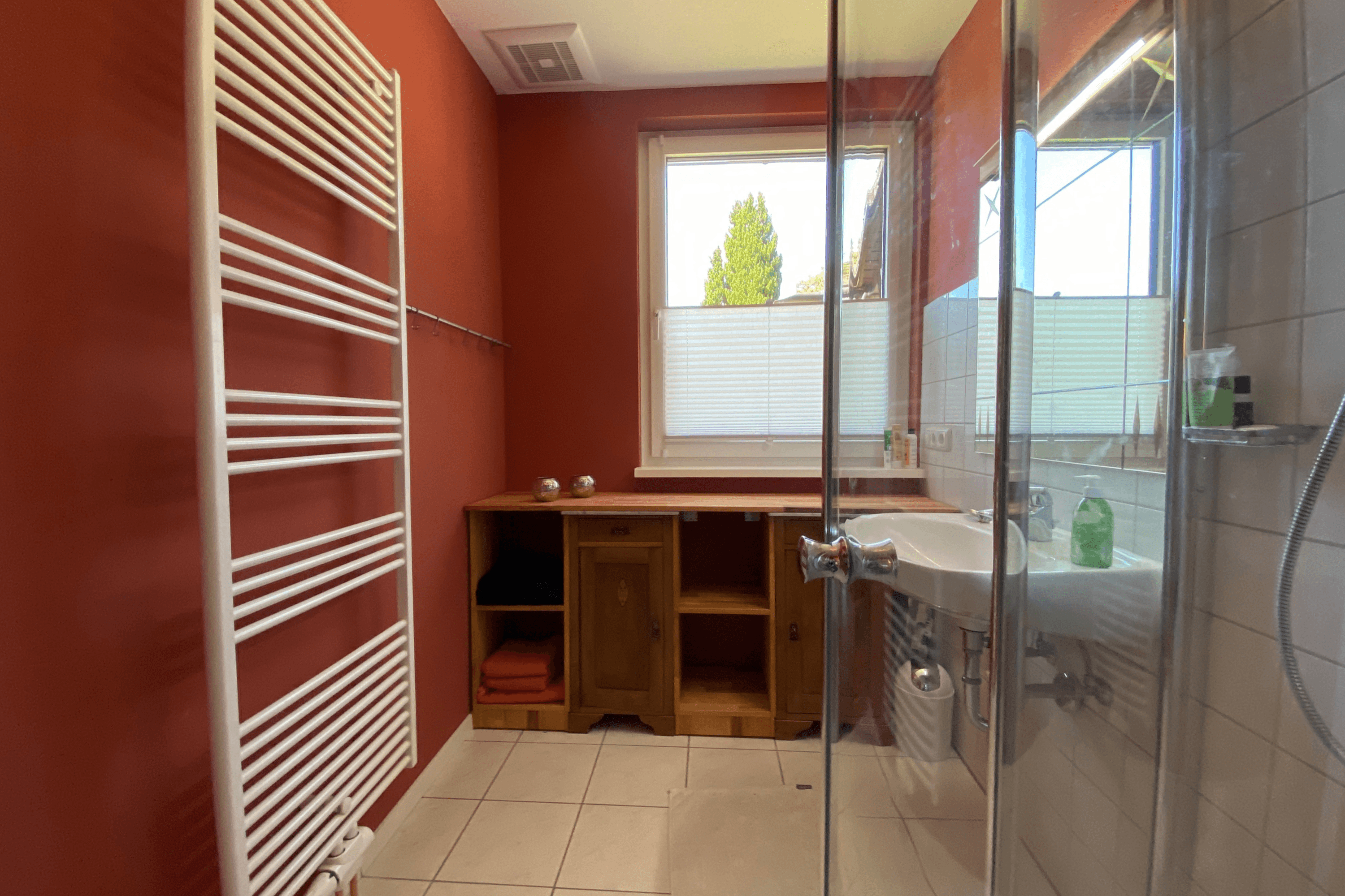 Badezimmer in der Ferienwohnung Heide-Tukkul in Hermannsburg