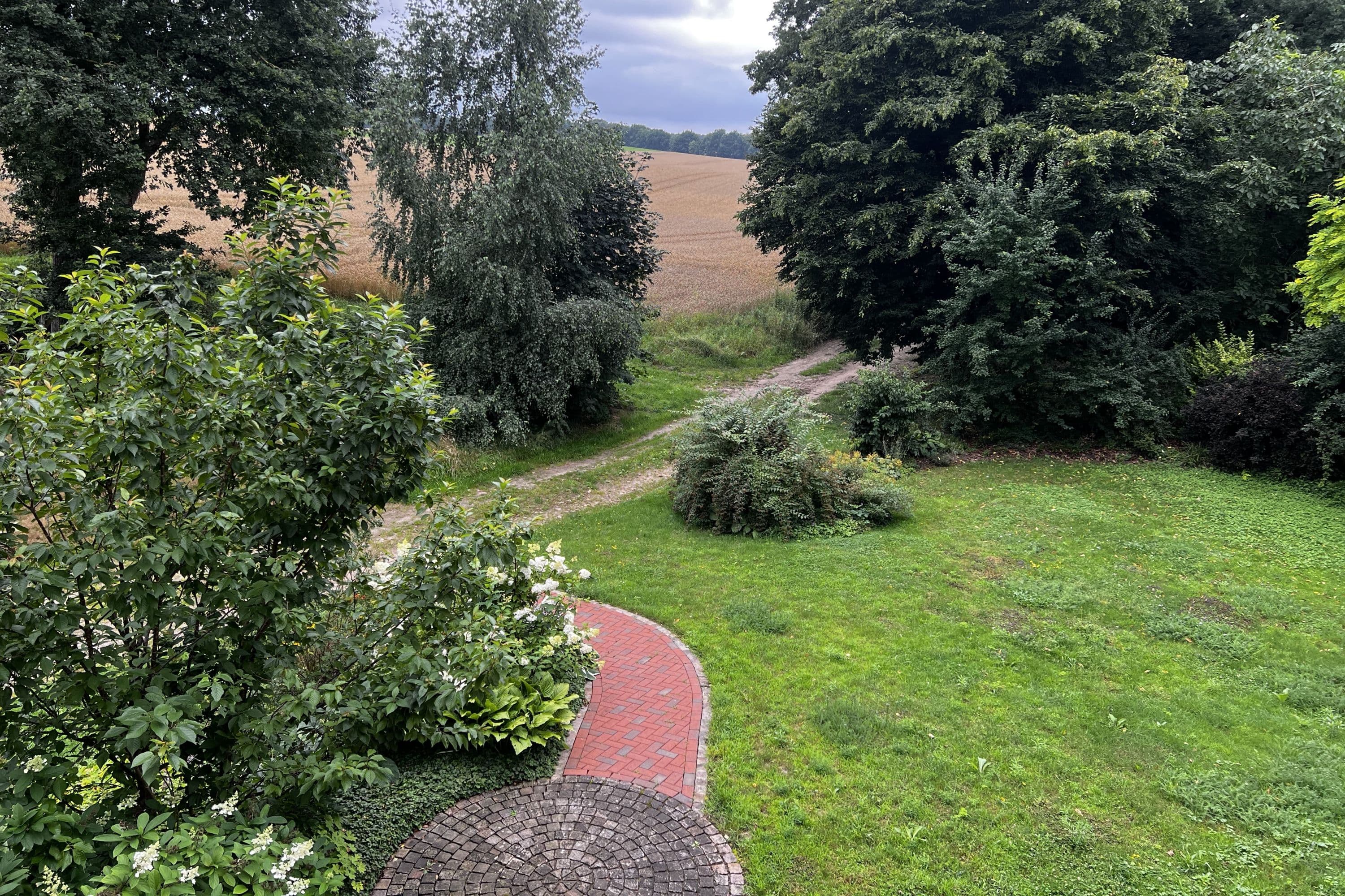 Blick in der Garten der Ferienwohnung Seibel in Hermannsburg