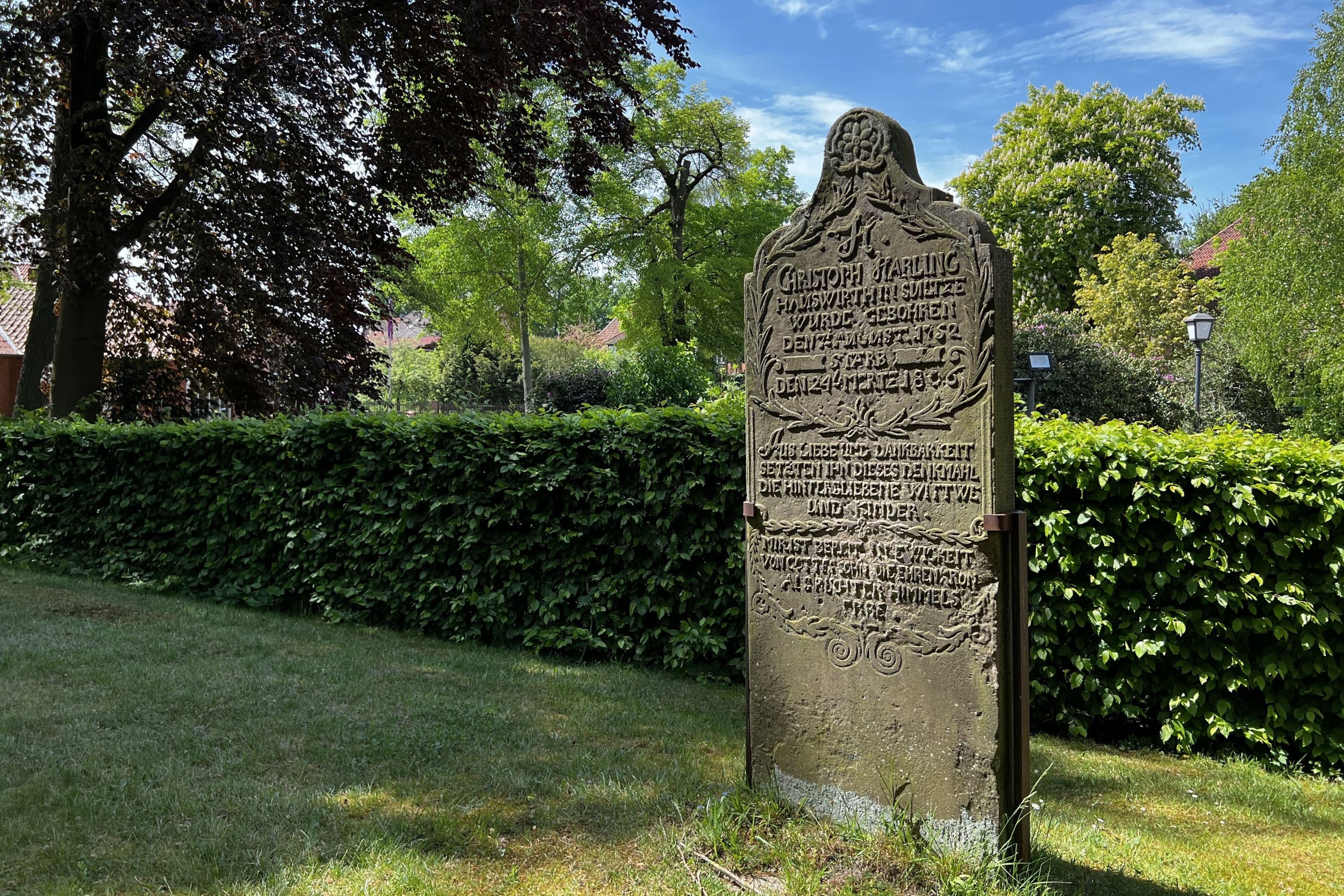 Friedhof an der Fabian und Sebastian Kirche in Sülze