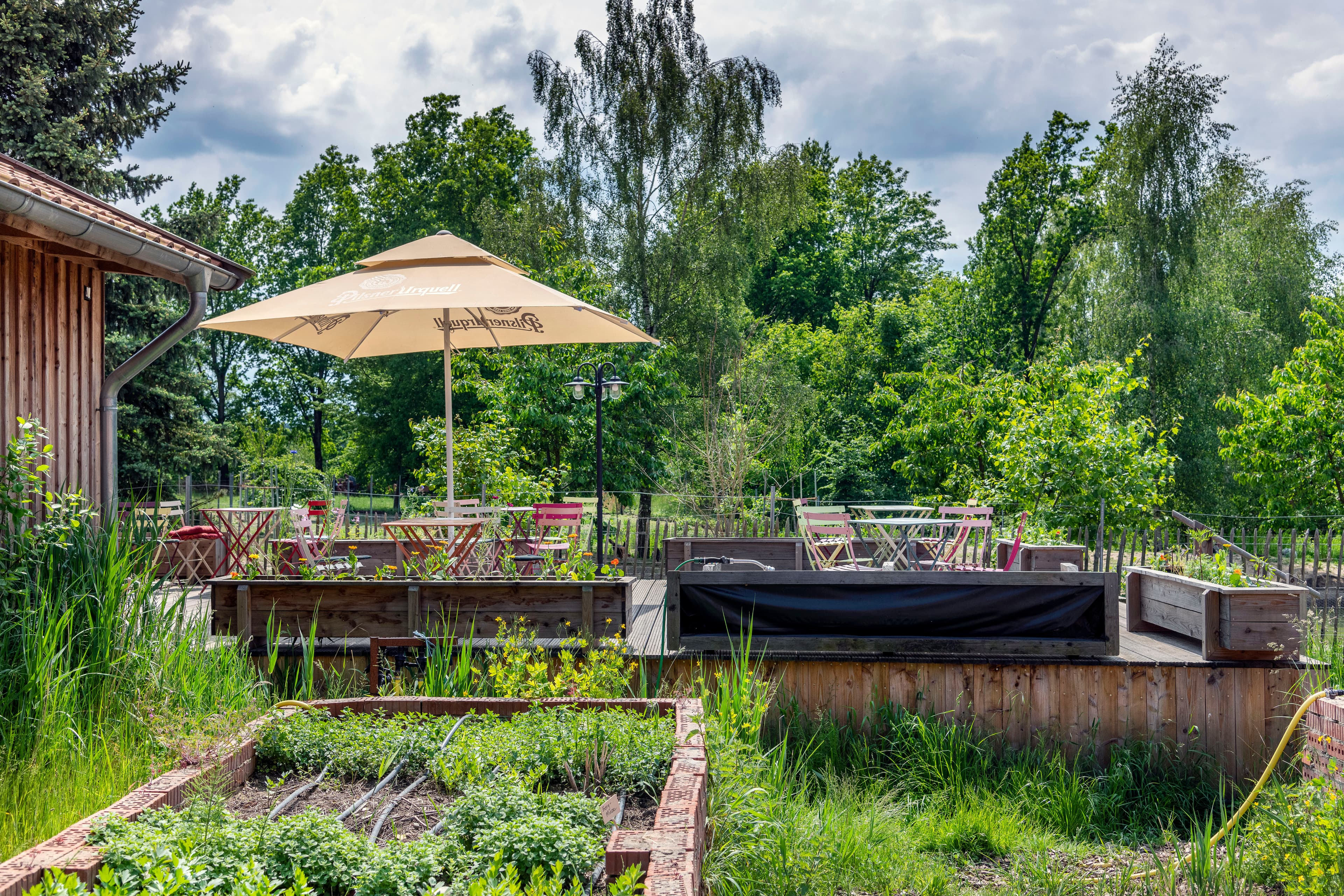 Hof an den Teichen, Hofcafé mit Terrasse