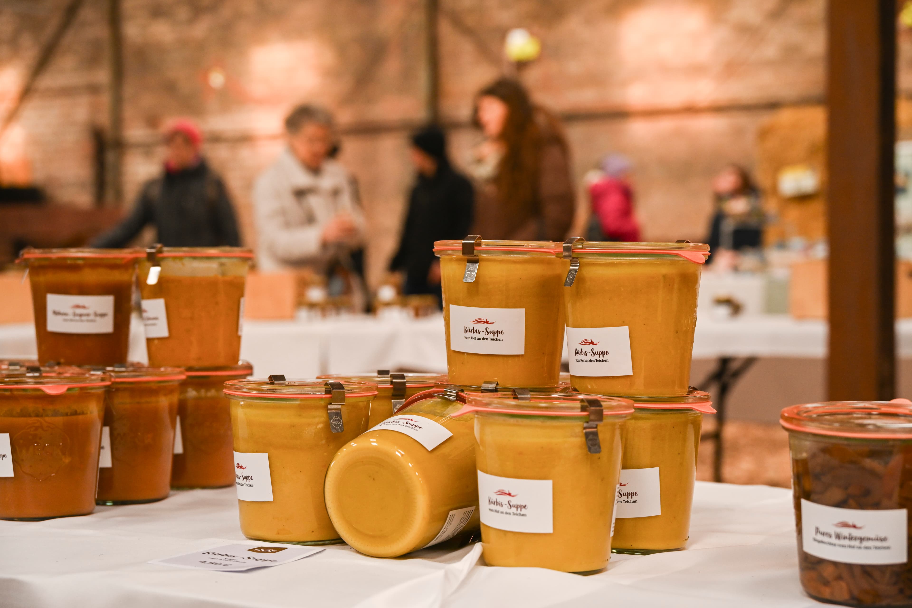 Hof an den Teichen, Hof-Markt mit Verkostung