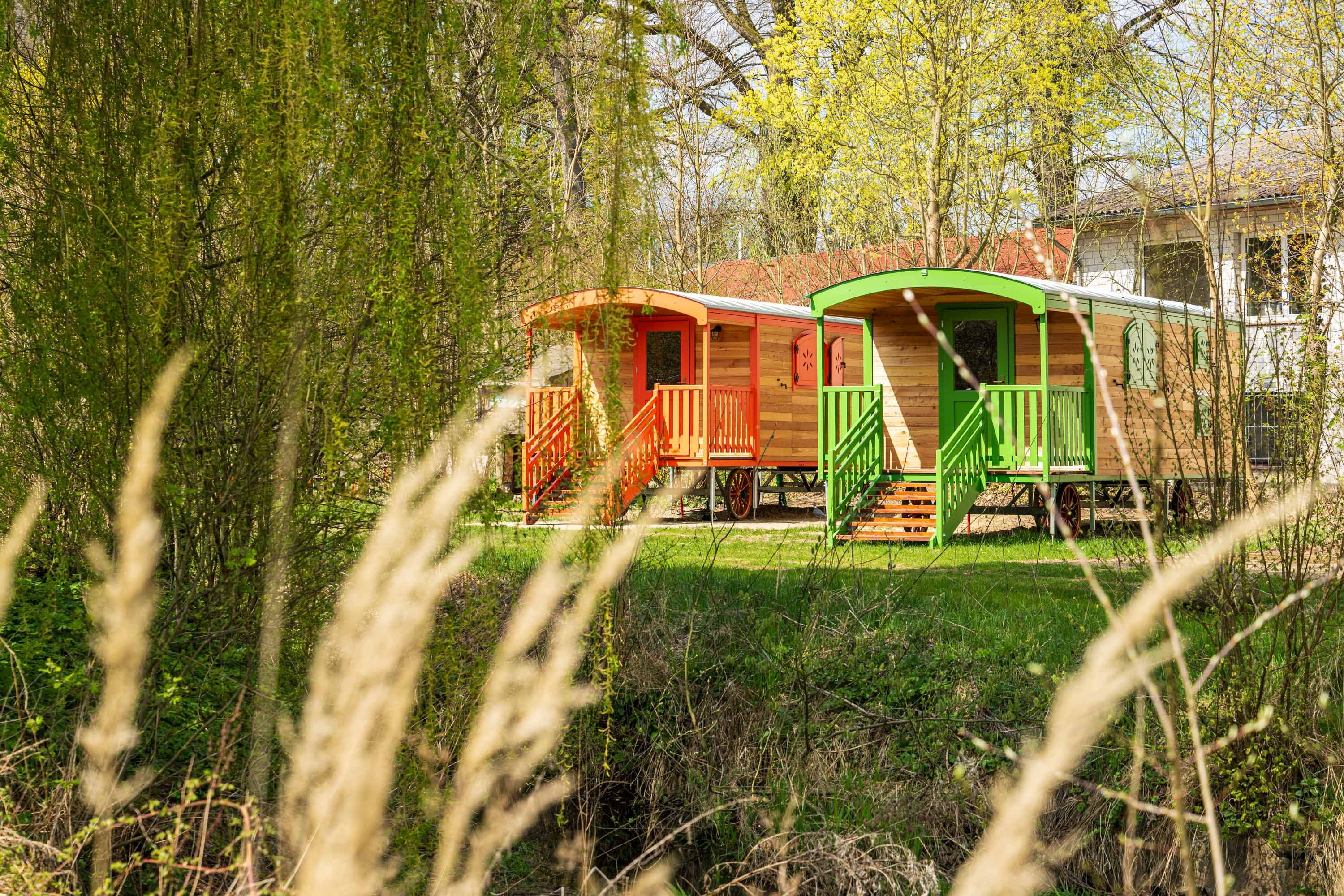 Uhlenköper Camp Außenansicht Zirkuswagen