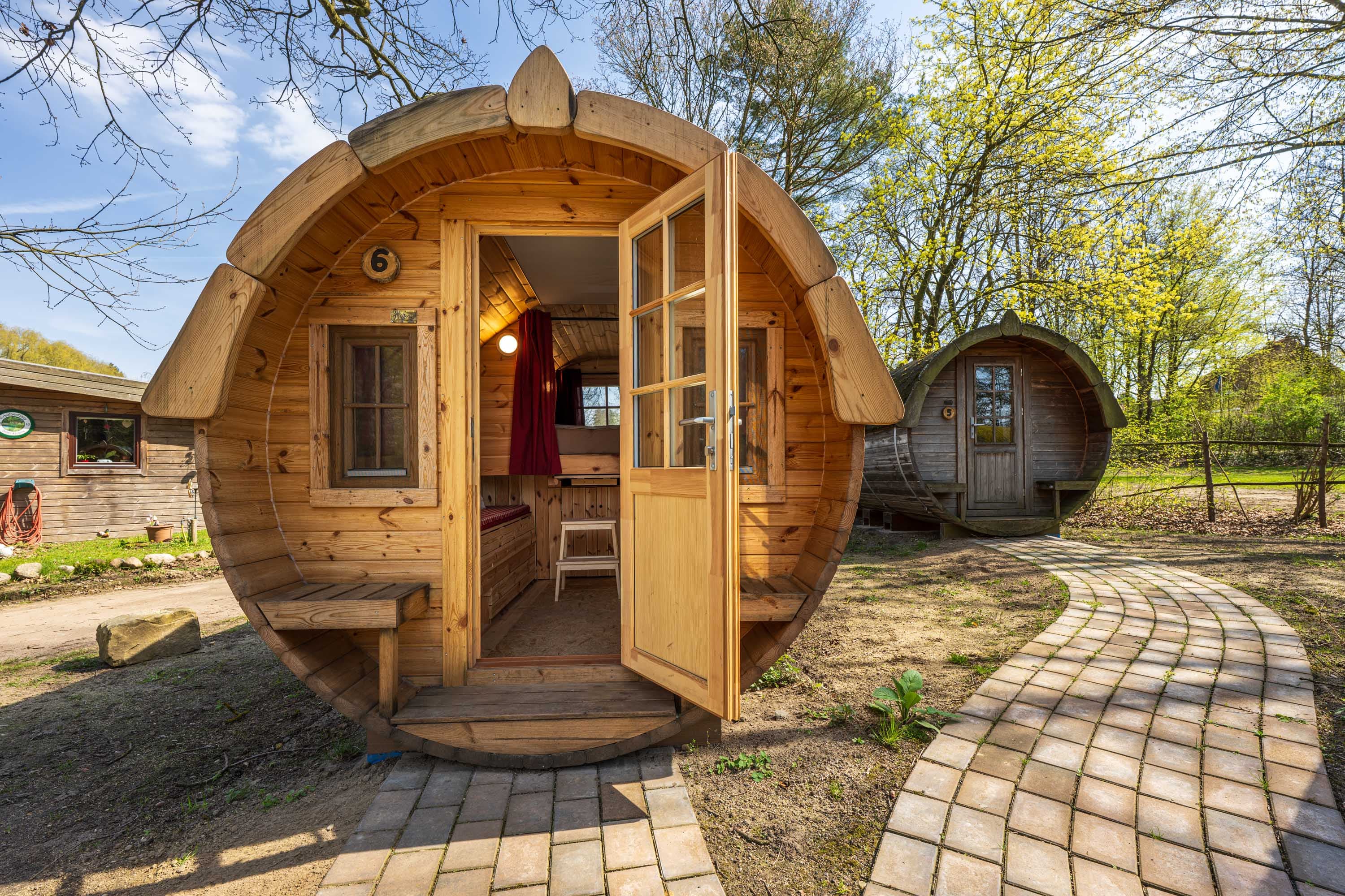 Uhlenköper Camp Schlummertonne Außenansicht