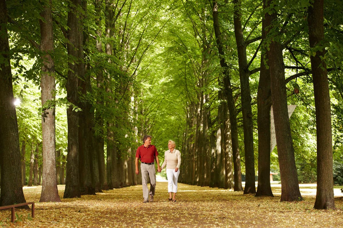 Spaziergang durch den Französischen Garten in Celle