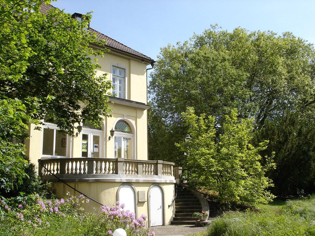 Schloss Holdenstedt, Terrasse