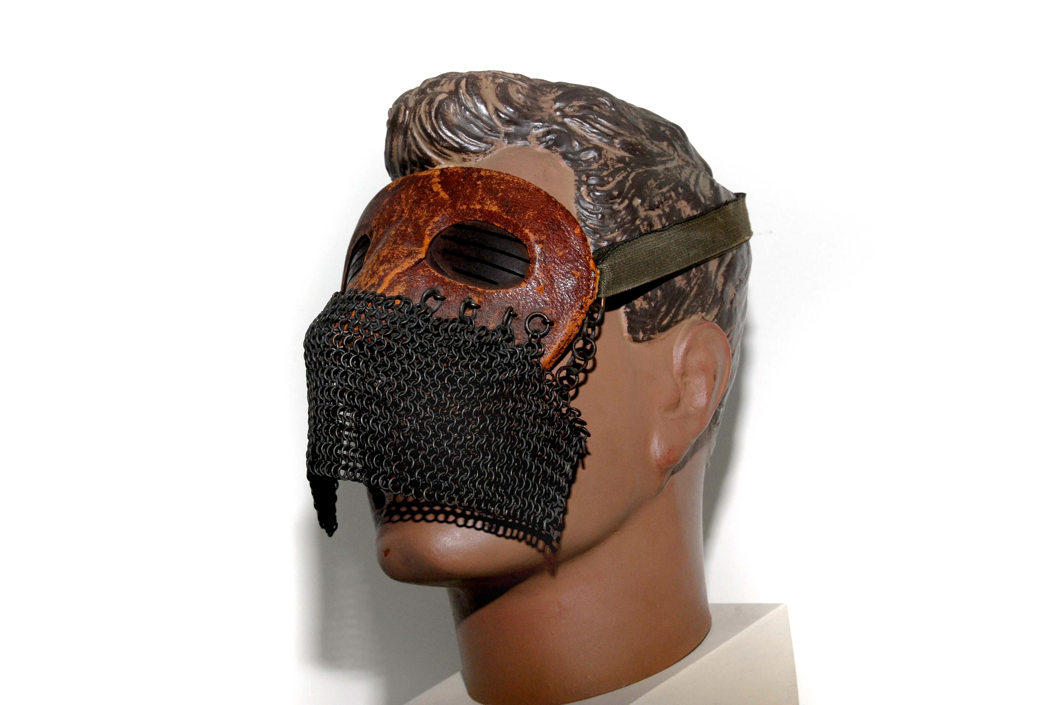 Splitterschutzmaske aus dem 1. Weltkrieg