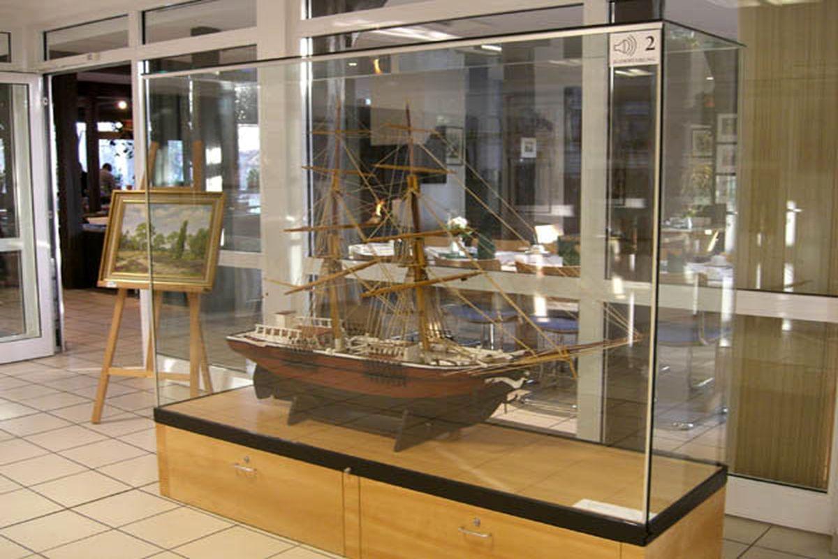 Modell des Missionsschiffes Candace