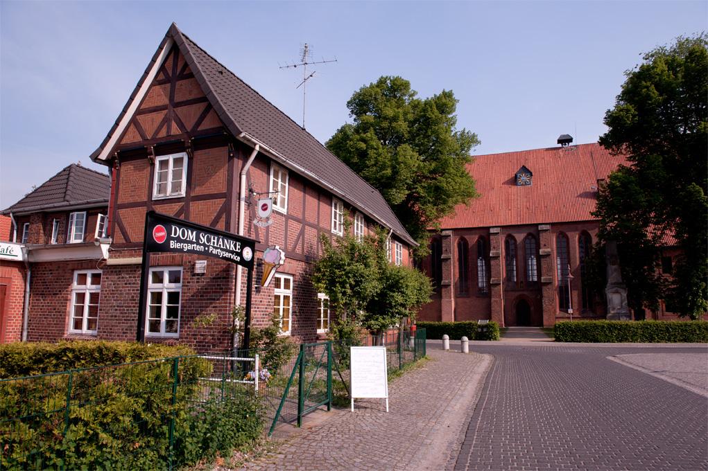 Gasthaus Dom Schänke direkt nebenan