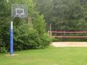 Basketballkorb im Lieth-Freibad in Bad Fallingbostel