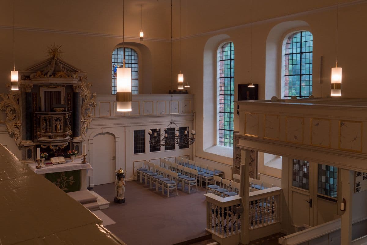 Der Blick vom Oberrang der St. Marienkirche zum Altar